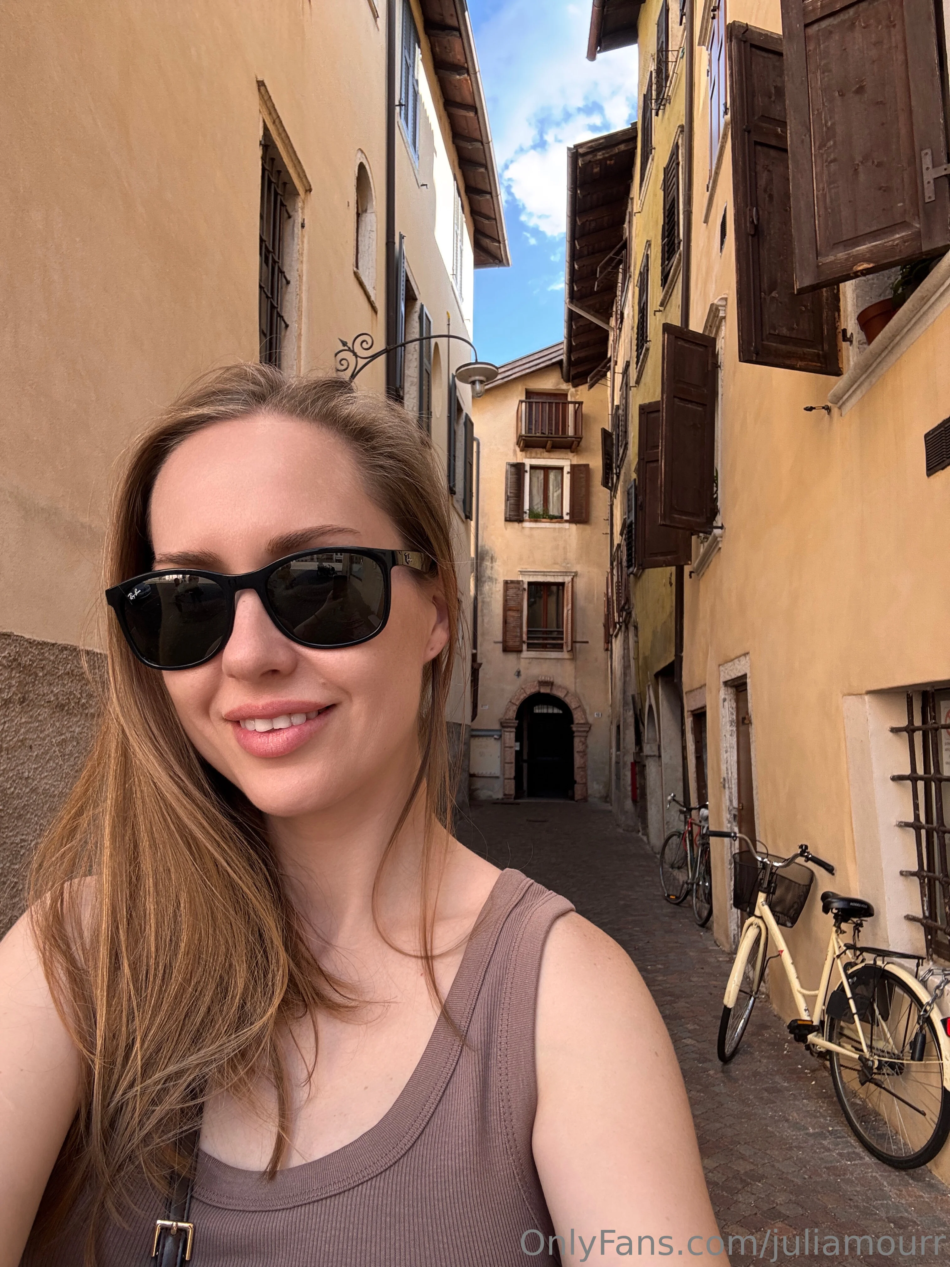 Juli 🦋 Amour OnlyFans premium content 31 - juliamourr exclusive collection