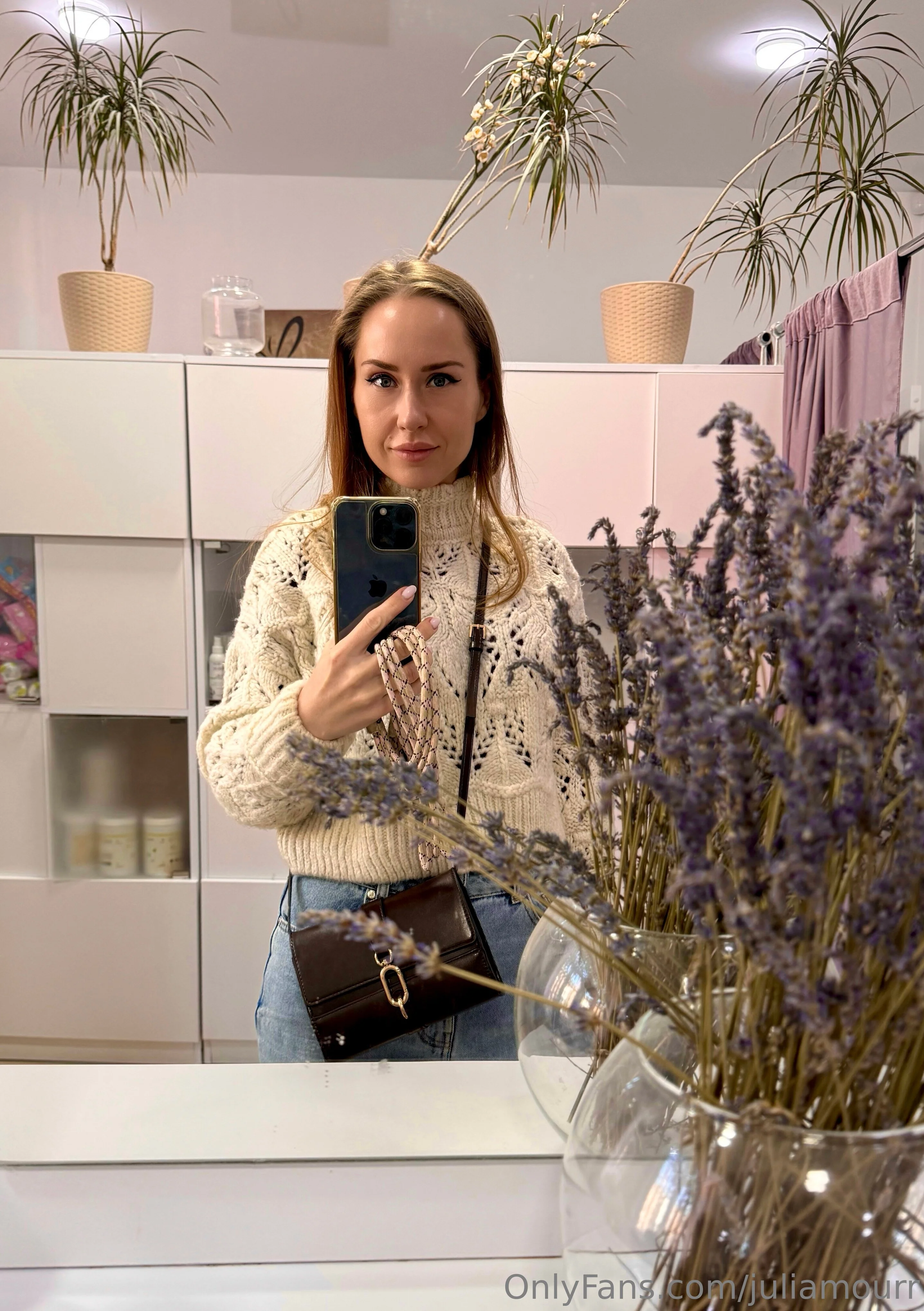 Juli 🦋 Amour OnlyFans premium content 10 - juliamourr exclusive collection