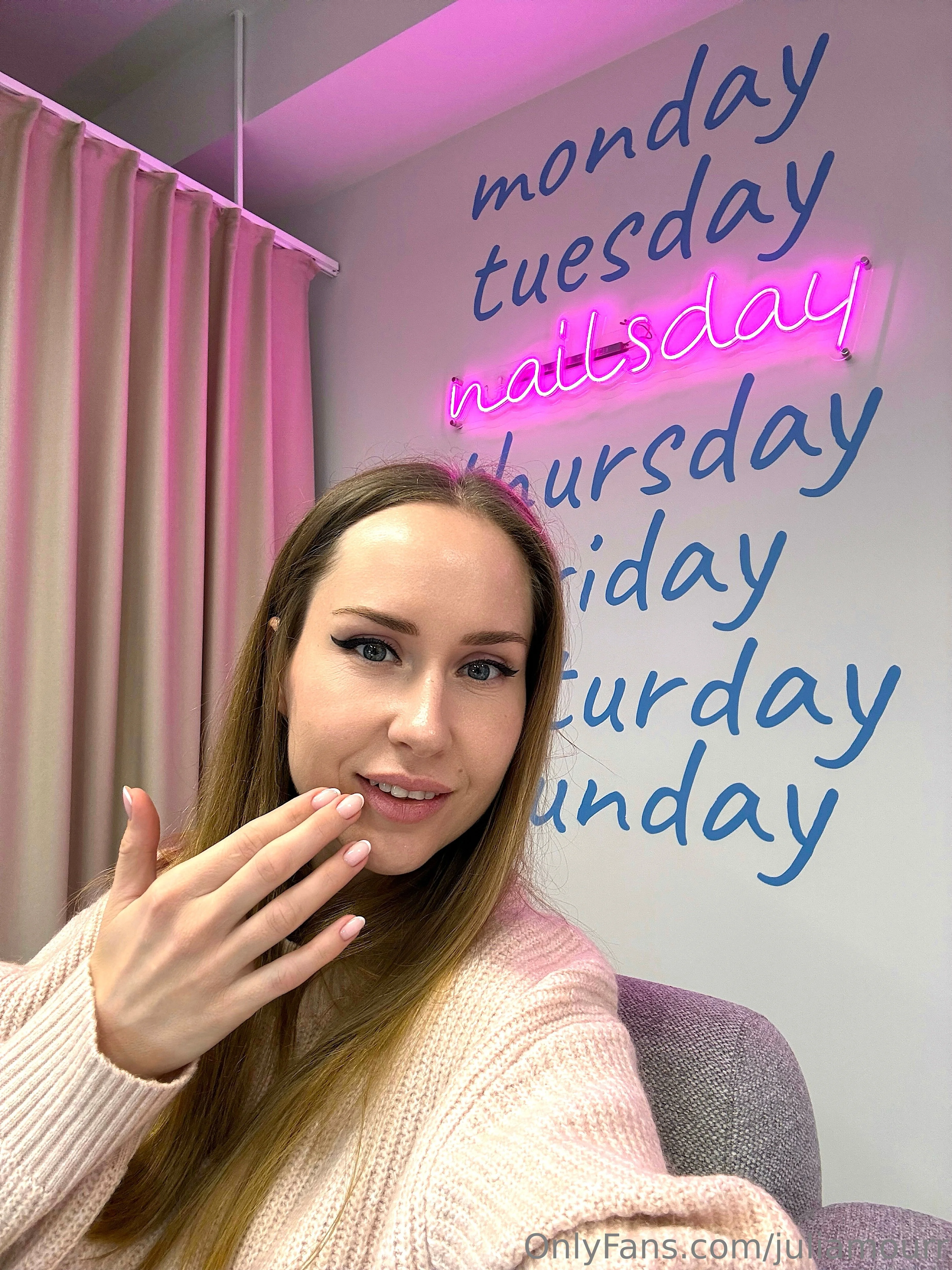 Juli 🦋 Amour OnlyFans premium content 8 - juliamourr exclusive collection