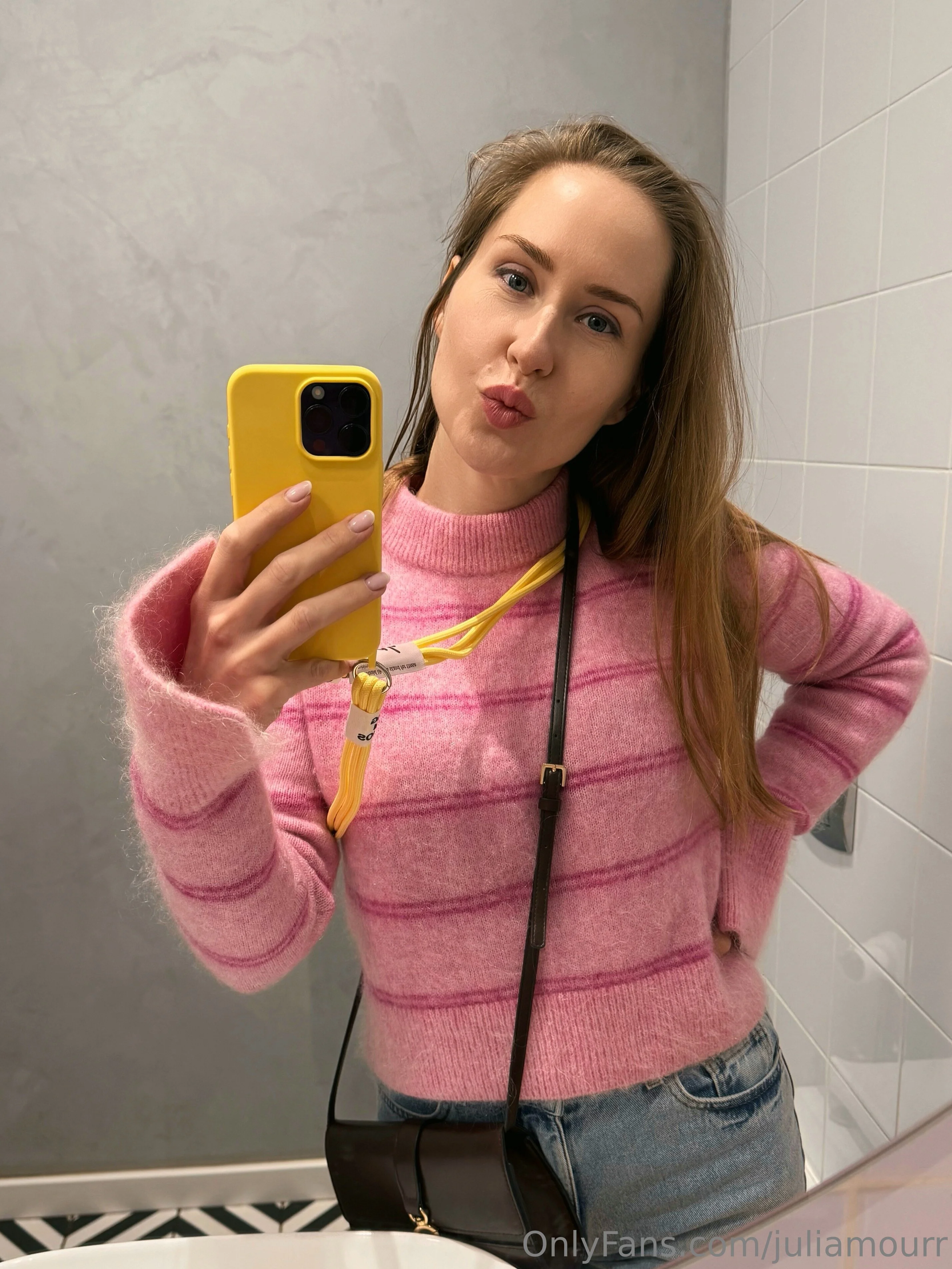 Juli 🦋 Amour OnlyFans premium content 3 - juliamourr exclusive collection