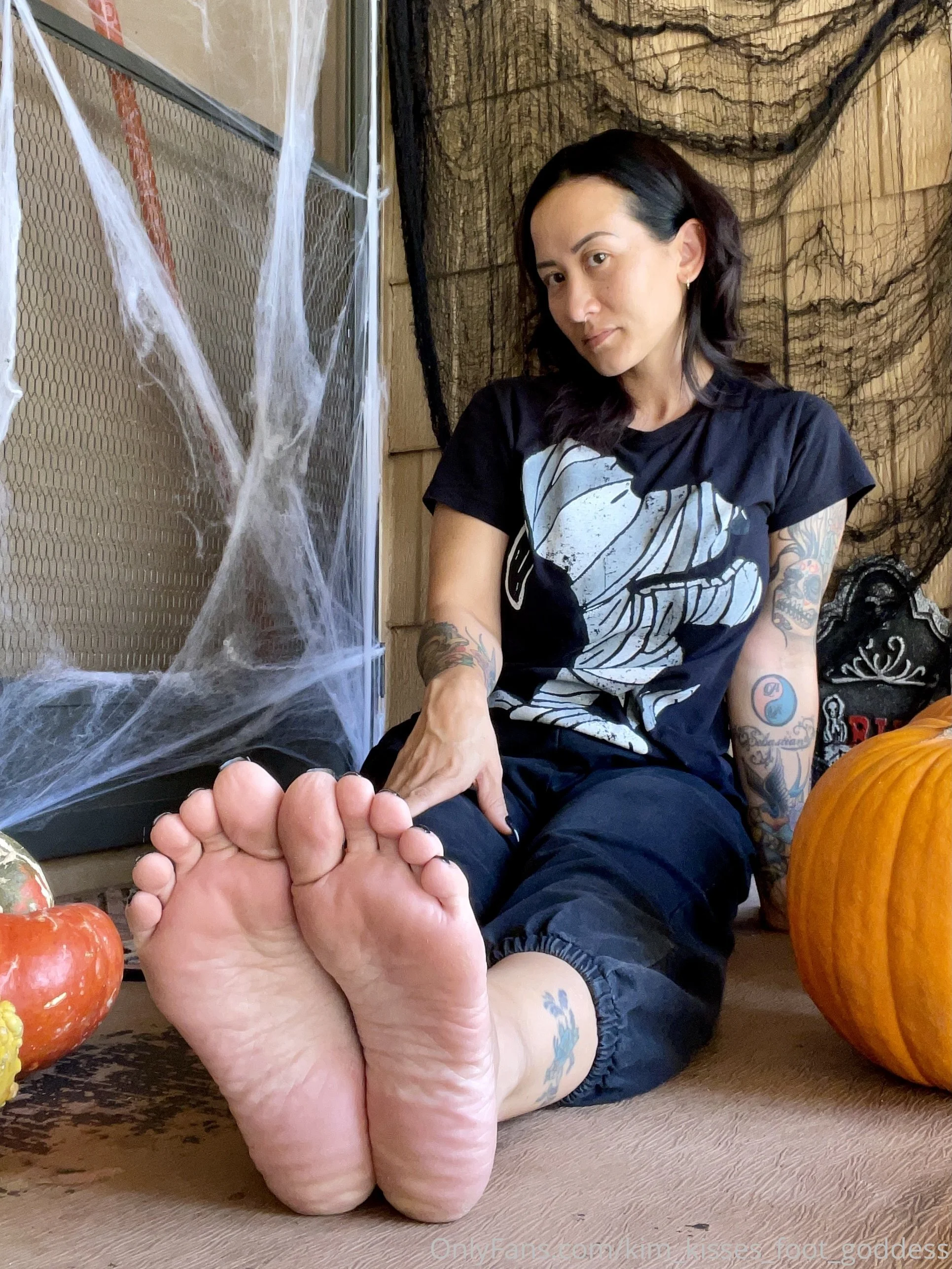 💋Kim Kisses💋 OnlyFans premium content 30 - kim_kisses_foot_goddess exclusive collection