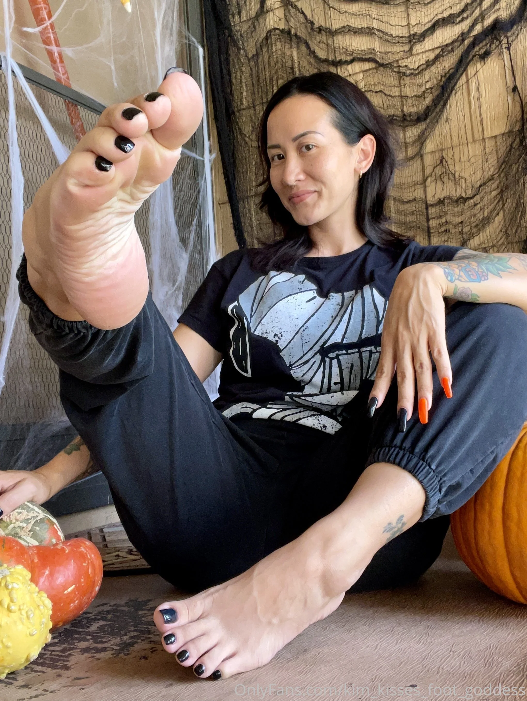 💋Kim Kisses💋 OnlyFans premium content 28 - kim_kisses_foot_goddess exclusive collection