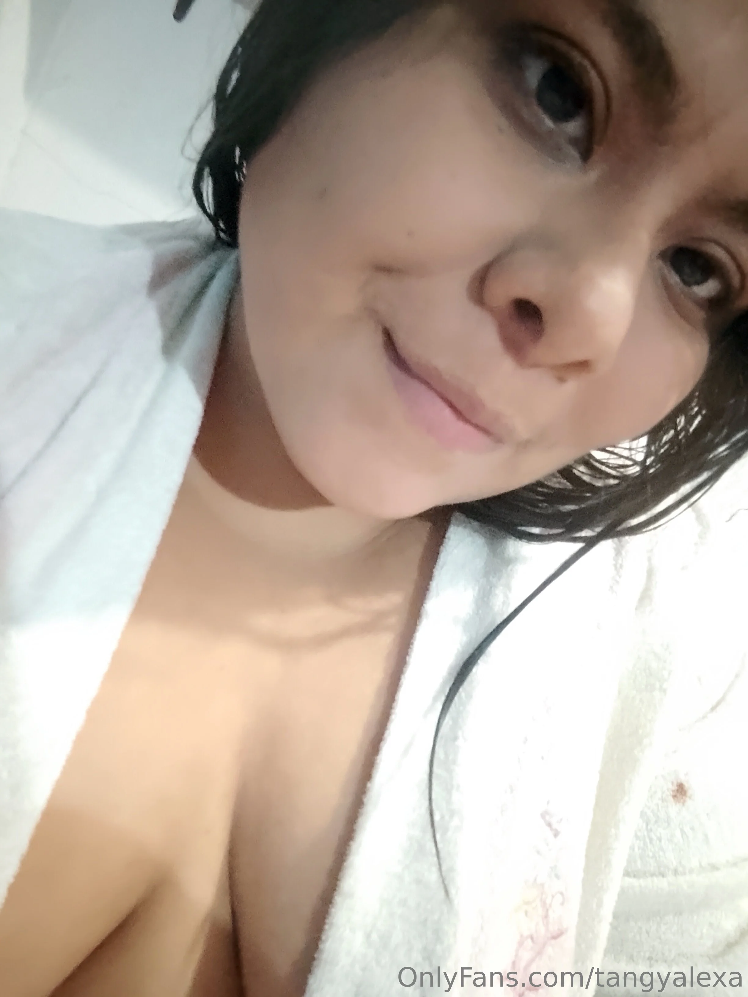 La Chinita 💙 OnlyFans premium content 13 - la_china95 exclusive collection