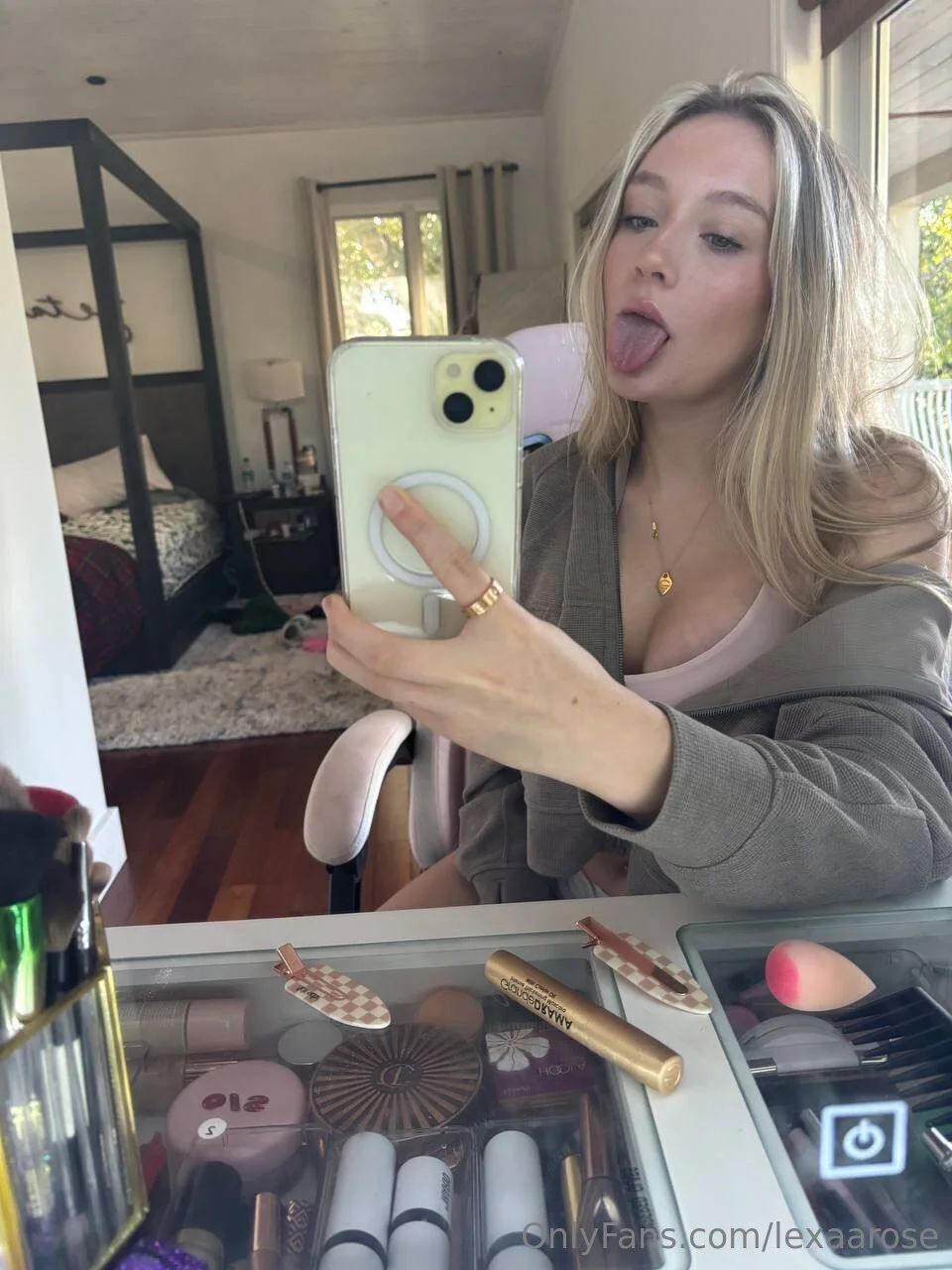 Lexa Rose🌹 OnlyFans premium content 17 - lexaarose exclusive collection