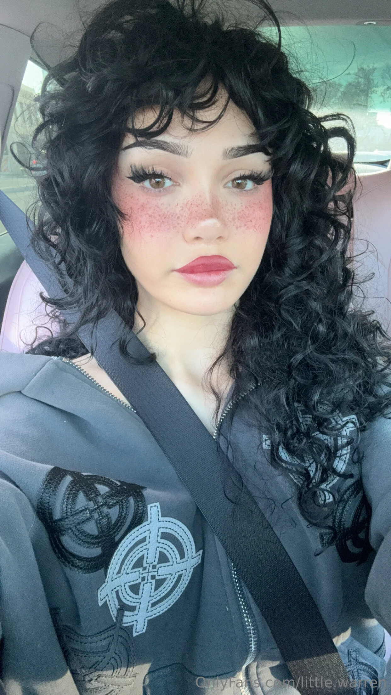 amelie warren OnlyFans premium content 23 - little.warren exclusive collection