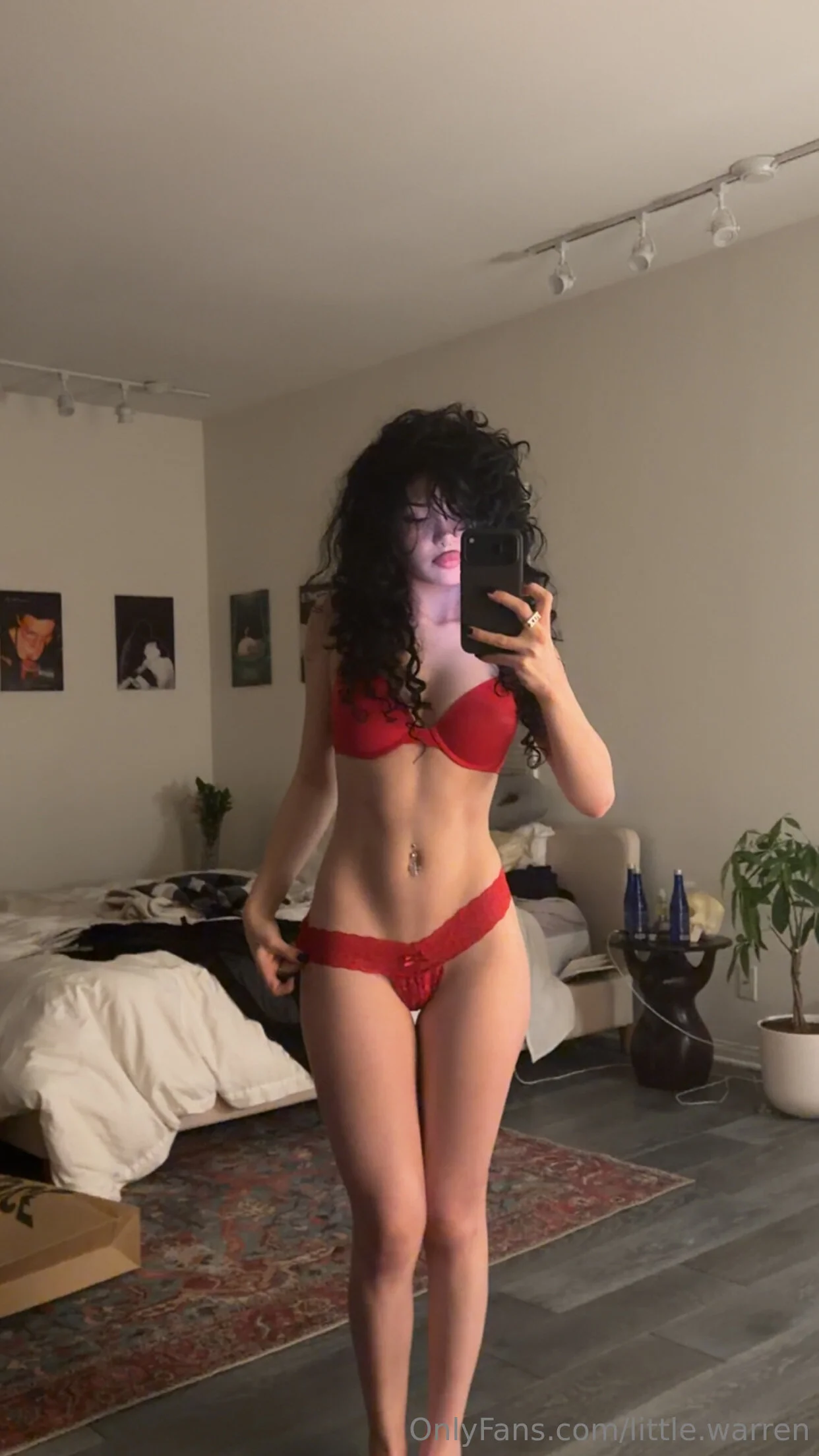 amelie warren OnlyFans premium content 17 - little.warren exclusive collection