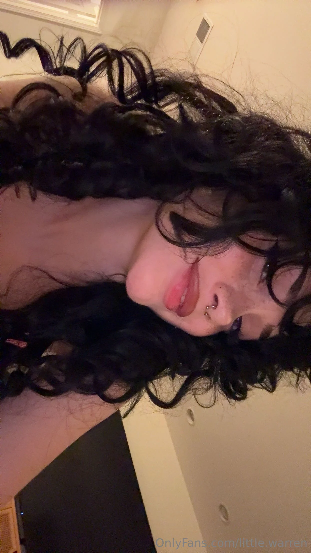 amelie warren OnlyFans premium content 10 - little.warren exclusive collection