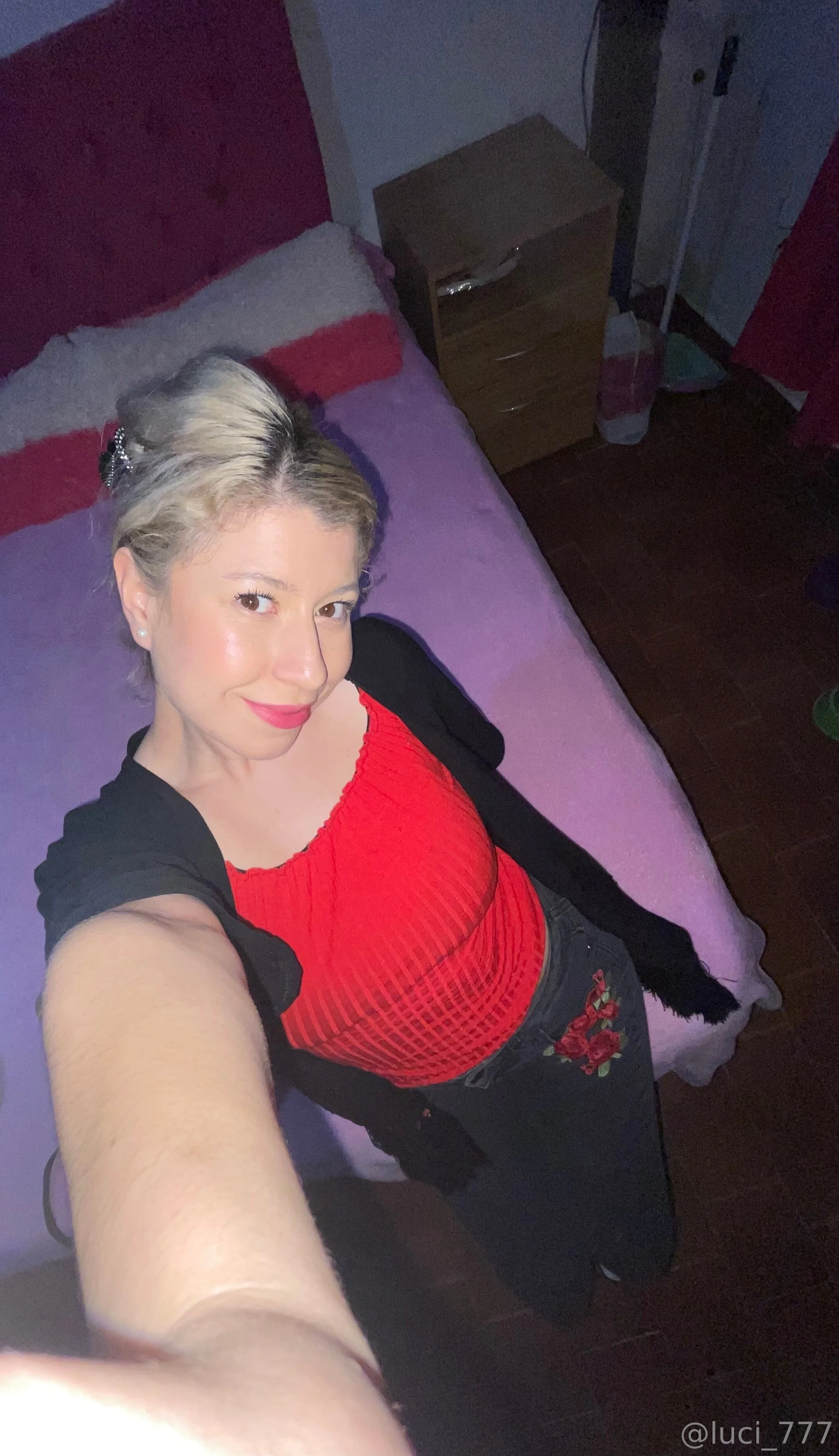 Lu BIG ASS🥰 OnlyFans premium content 1 - luci_777 exclusive collection