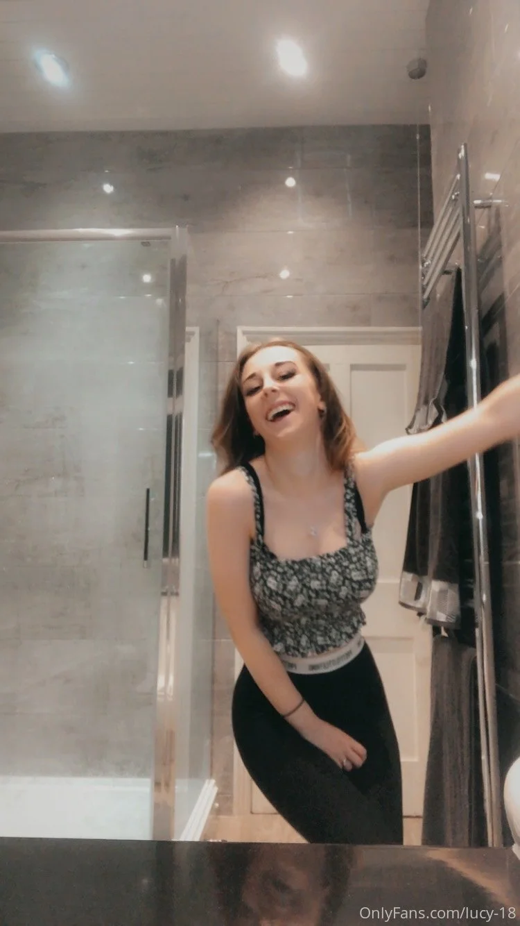 Lucy OnlyFans premium content 3 - lucy-18 exclusive collection