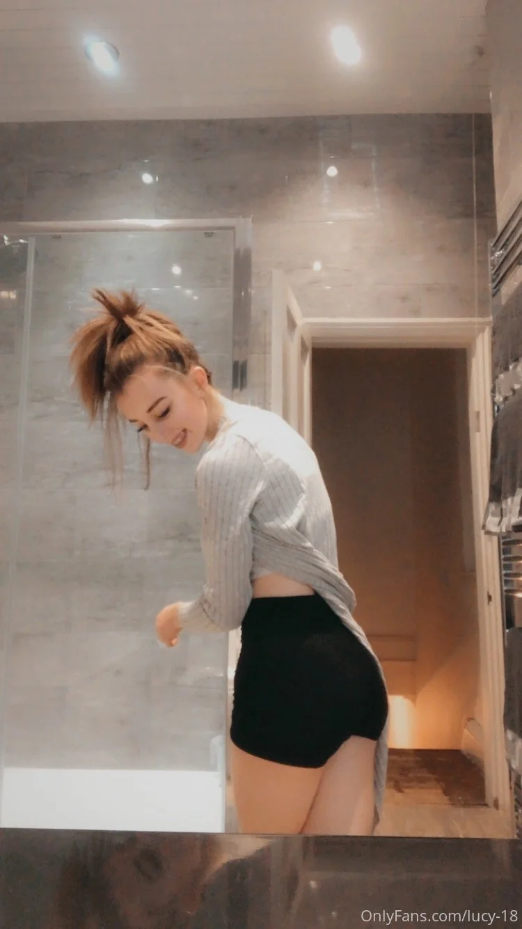 Lucy OnlyFans premium content 21 - lucy-18 exclusive collection