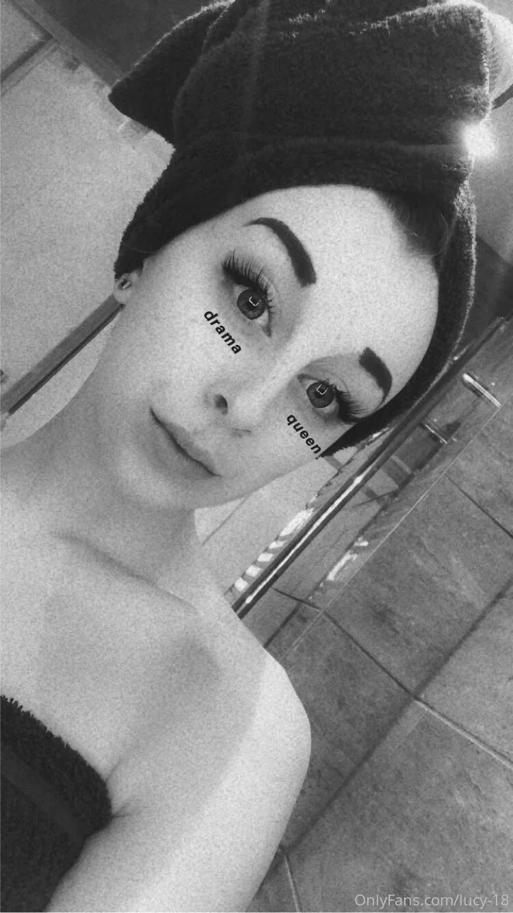 Lucy OnlyFans premium content 11 - lucy-18 exclusive collection