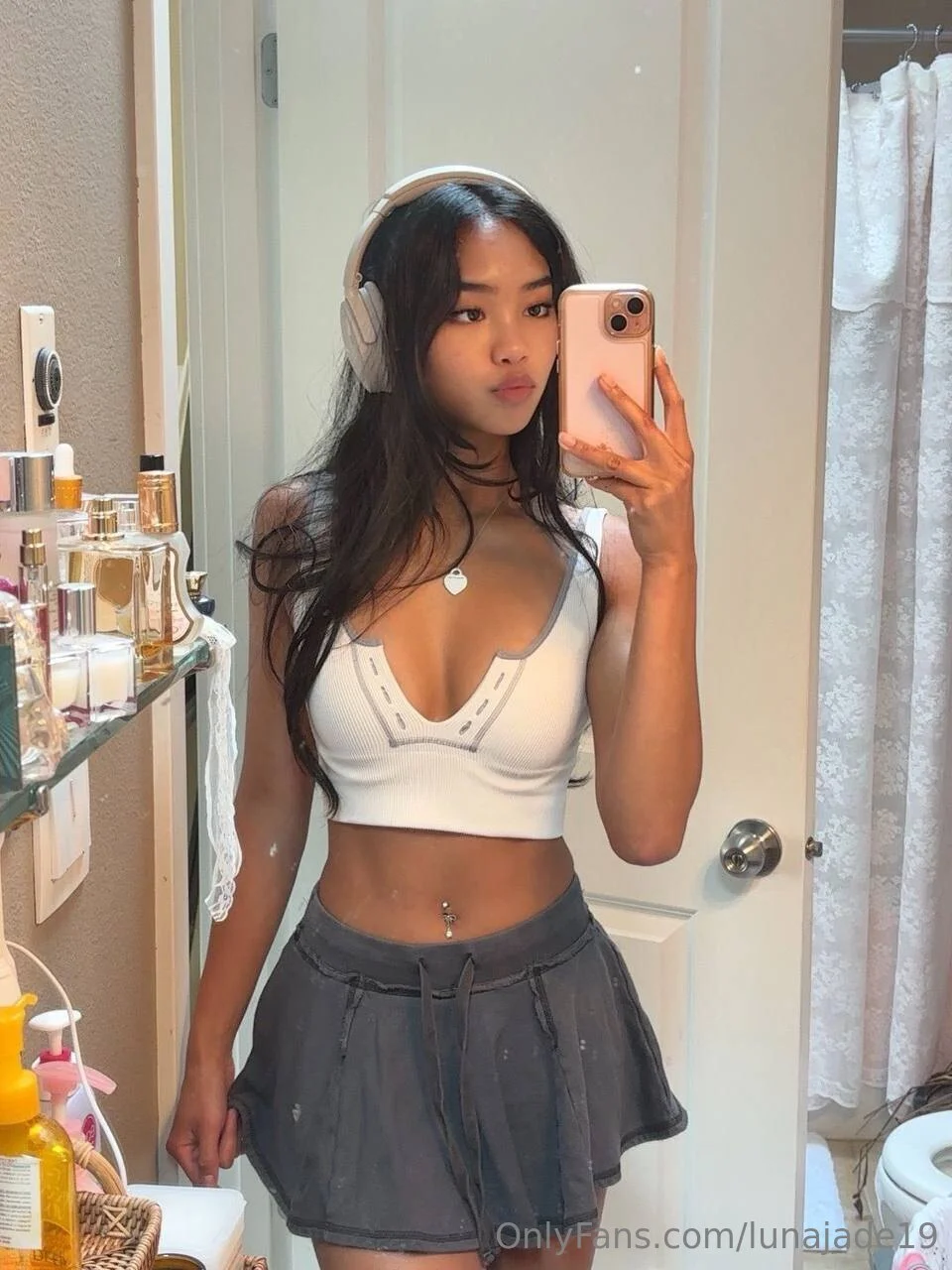 Luna Jade 19 OnlyFans premium content 21 - lunajade19 exclusive collection