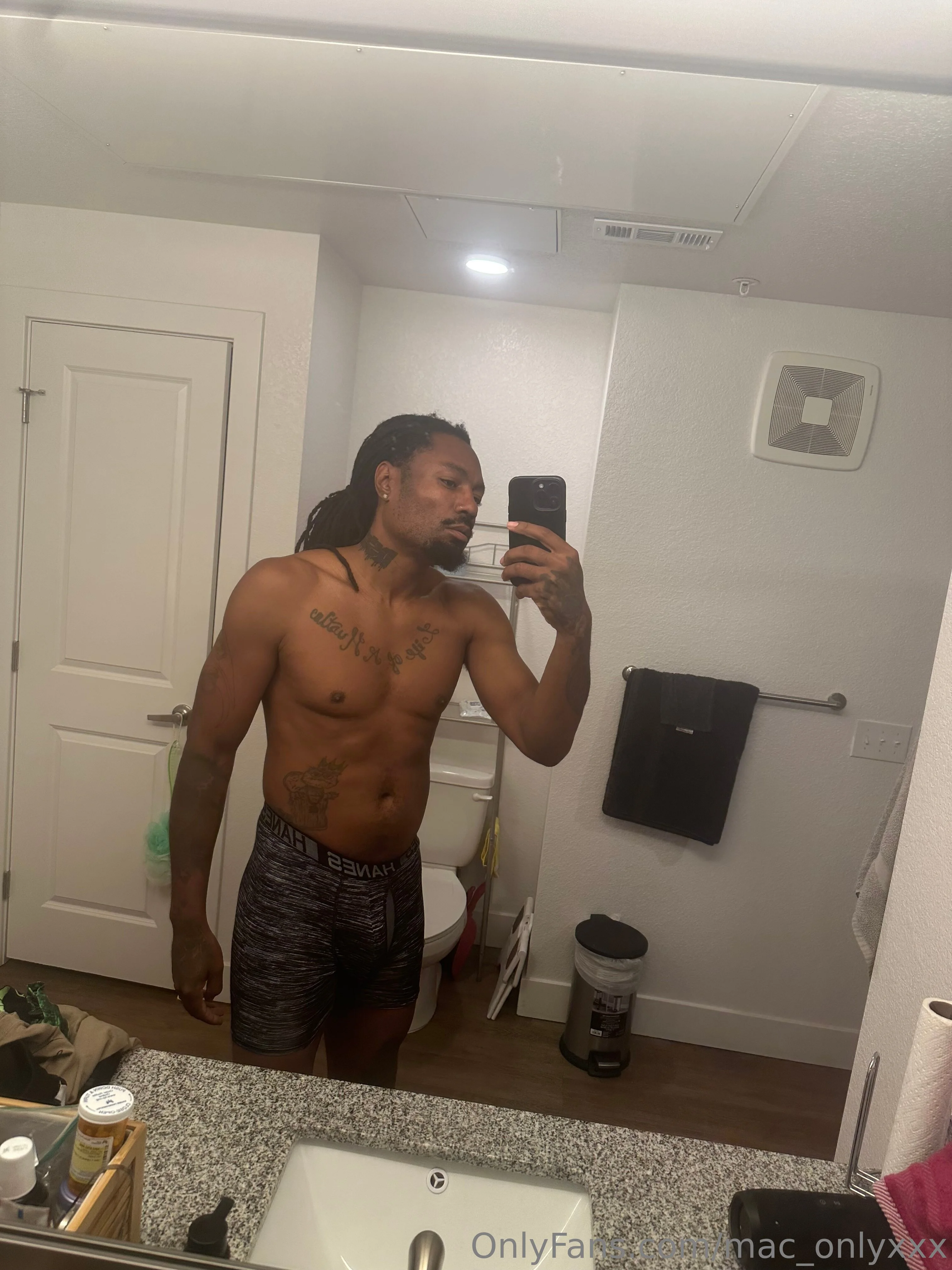 Von  Drillher OnlyFans premium content 3 - mac_onlyxxx exclusive collection