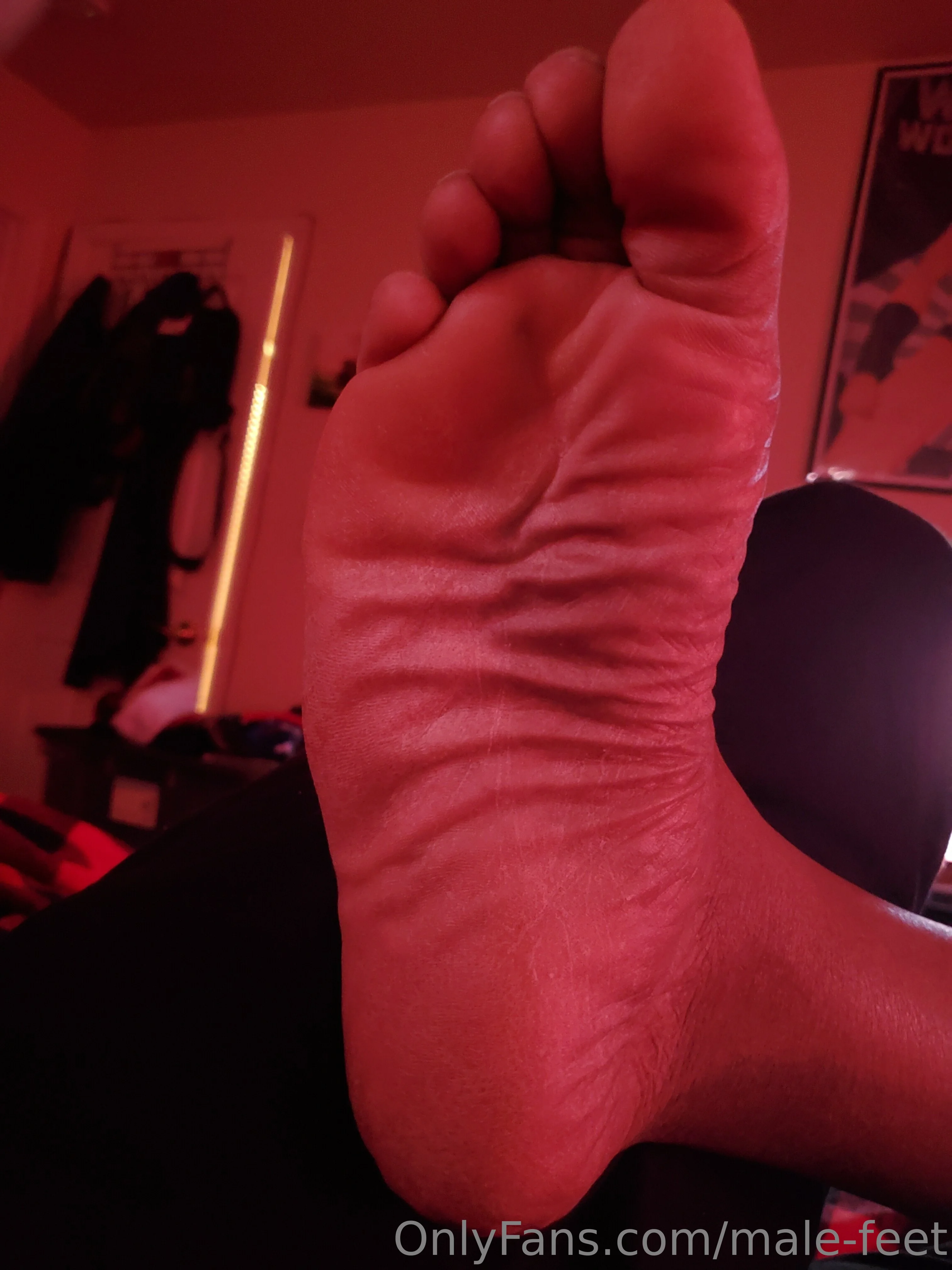 Only Guy Feet OnlyFans premium content 9 - male-feet exclusive collection