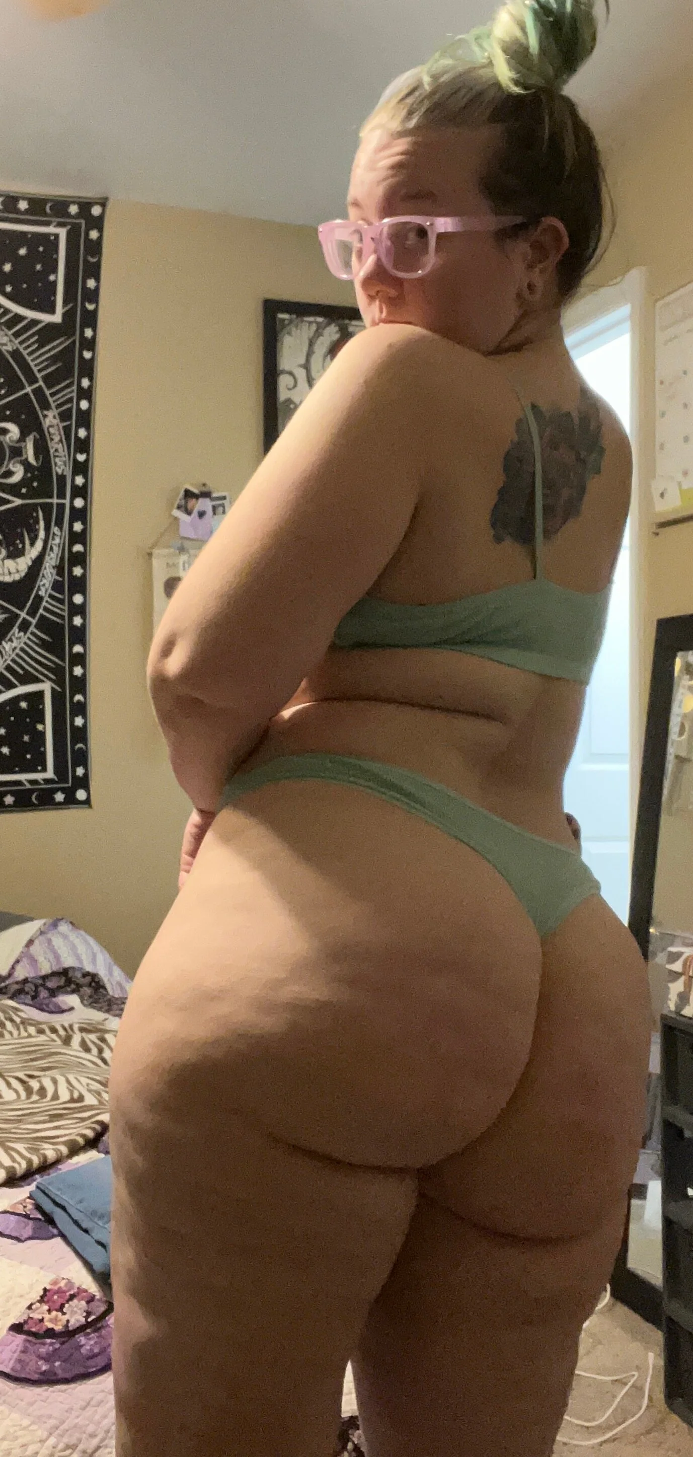 Mystic Rose OnlyFans premium content 5 - meia_rose92 exclusive collection