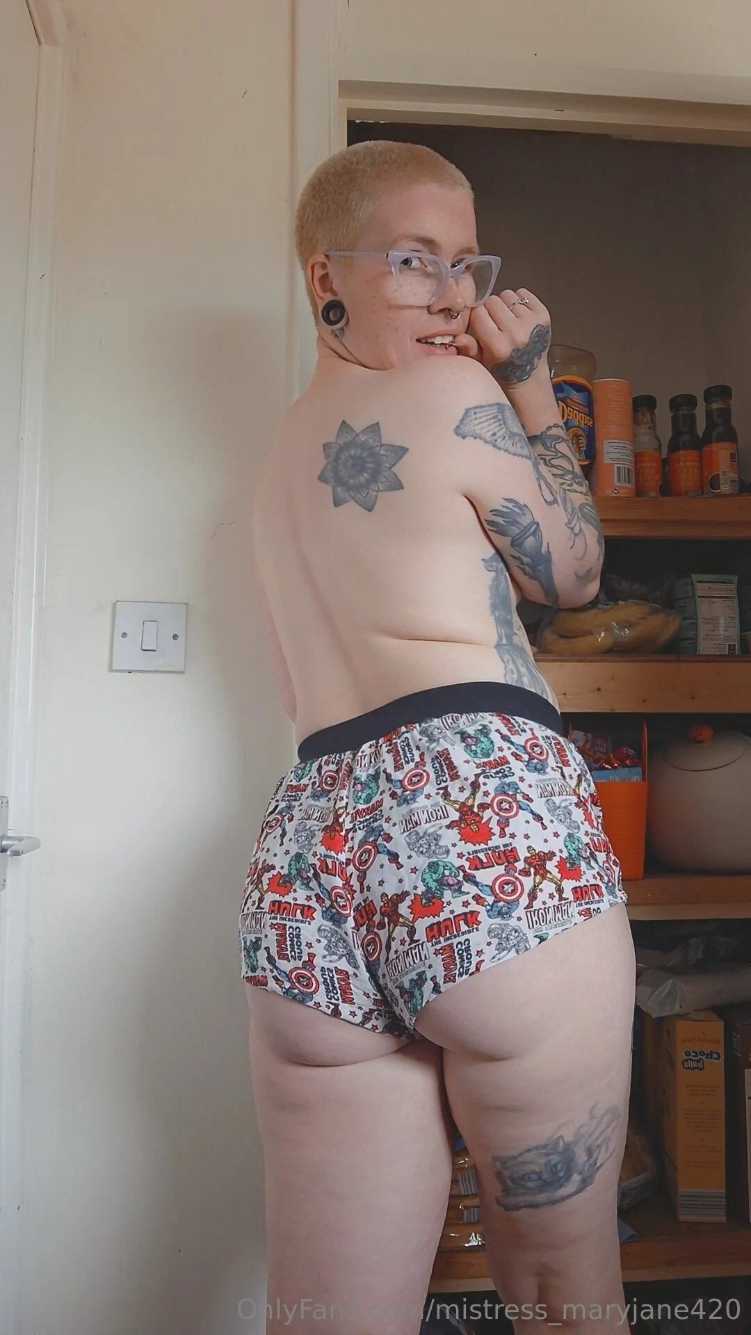 MJ OnlyFans premium content 4 - mistress_maryjane420 exclusive collection