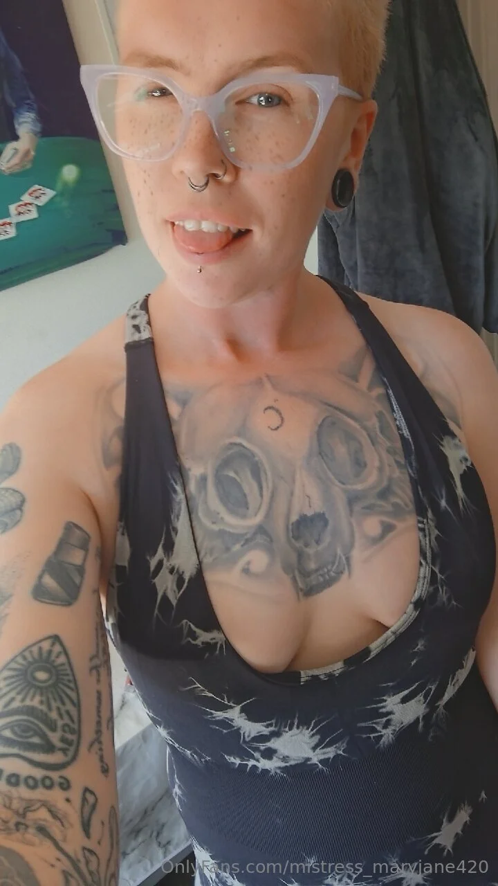 MJ OnlyFans premium content 1 - mistress_maryjane420 exclusive collection