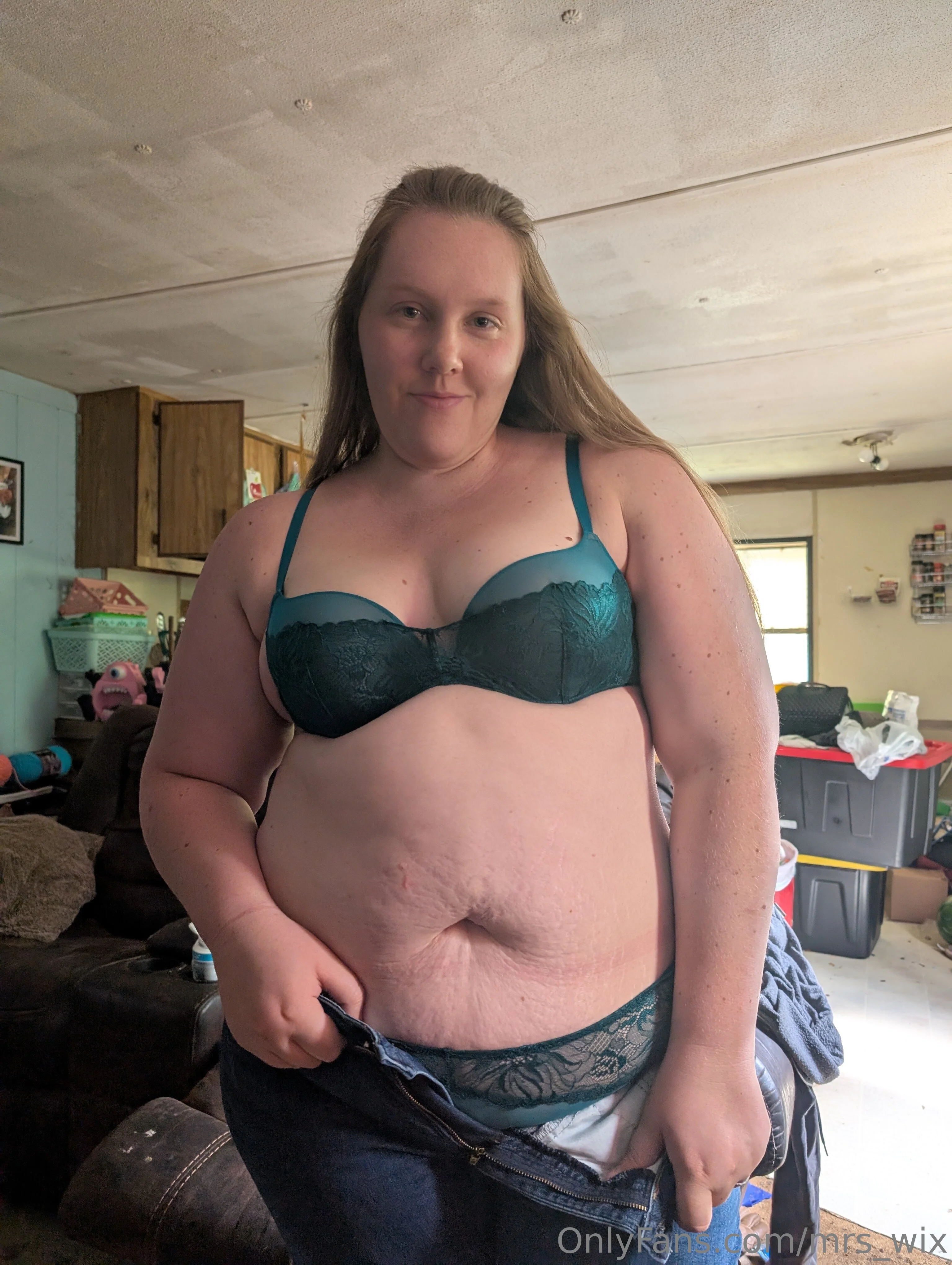 Mrs. Wix OnlyFans premium content 9 - mrs_wix exclusive collection