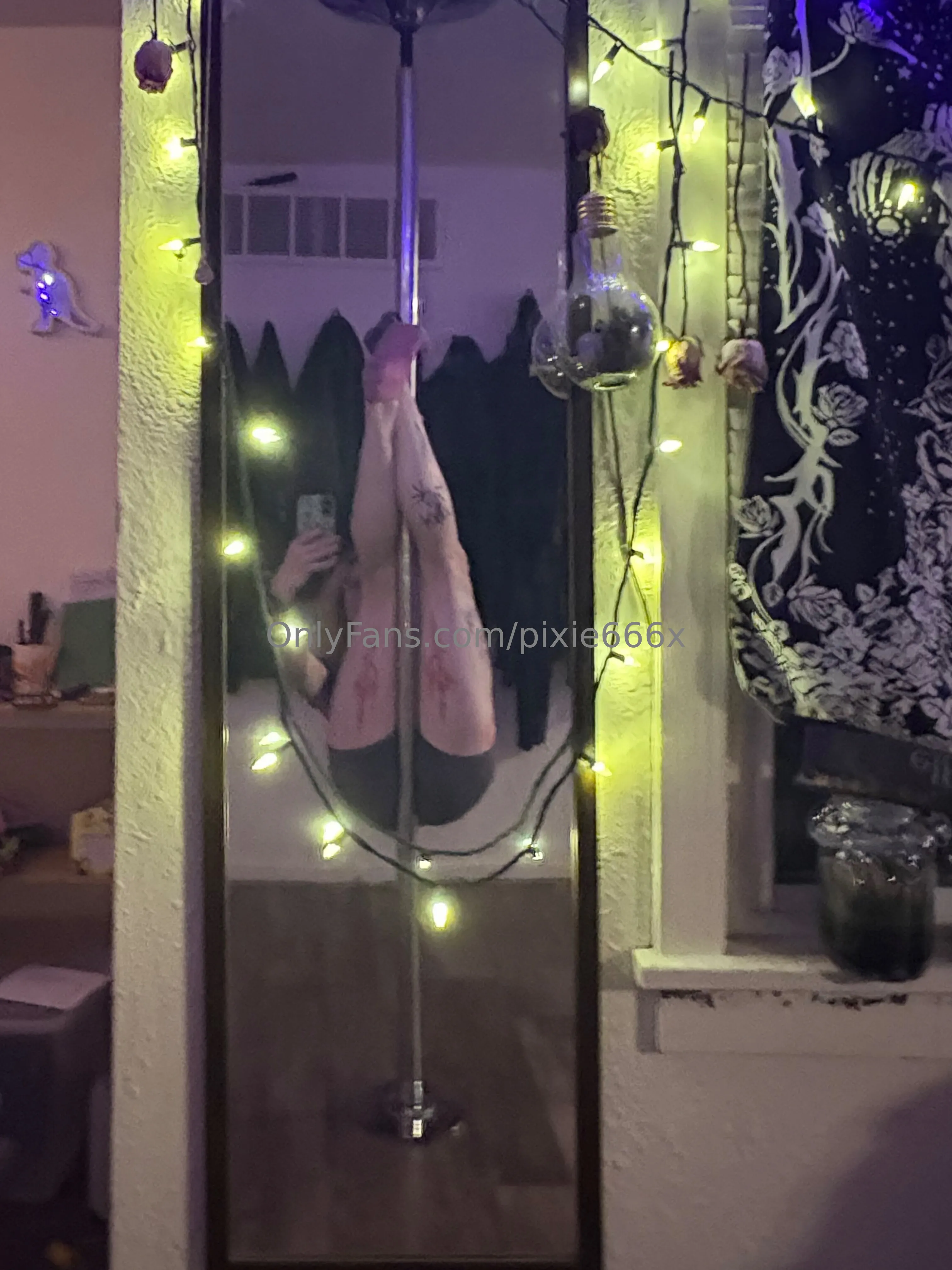 Pixie 🧚🏻‍♀️ OnlyFans premium content 4 - pixie666x exclusive collection