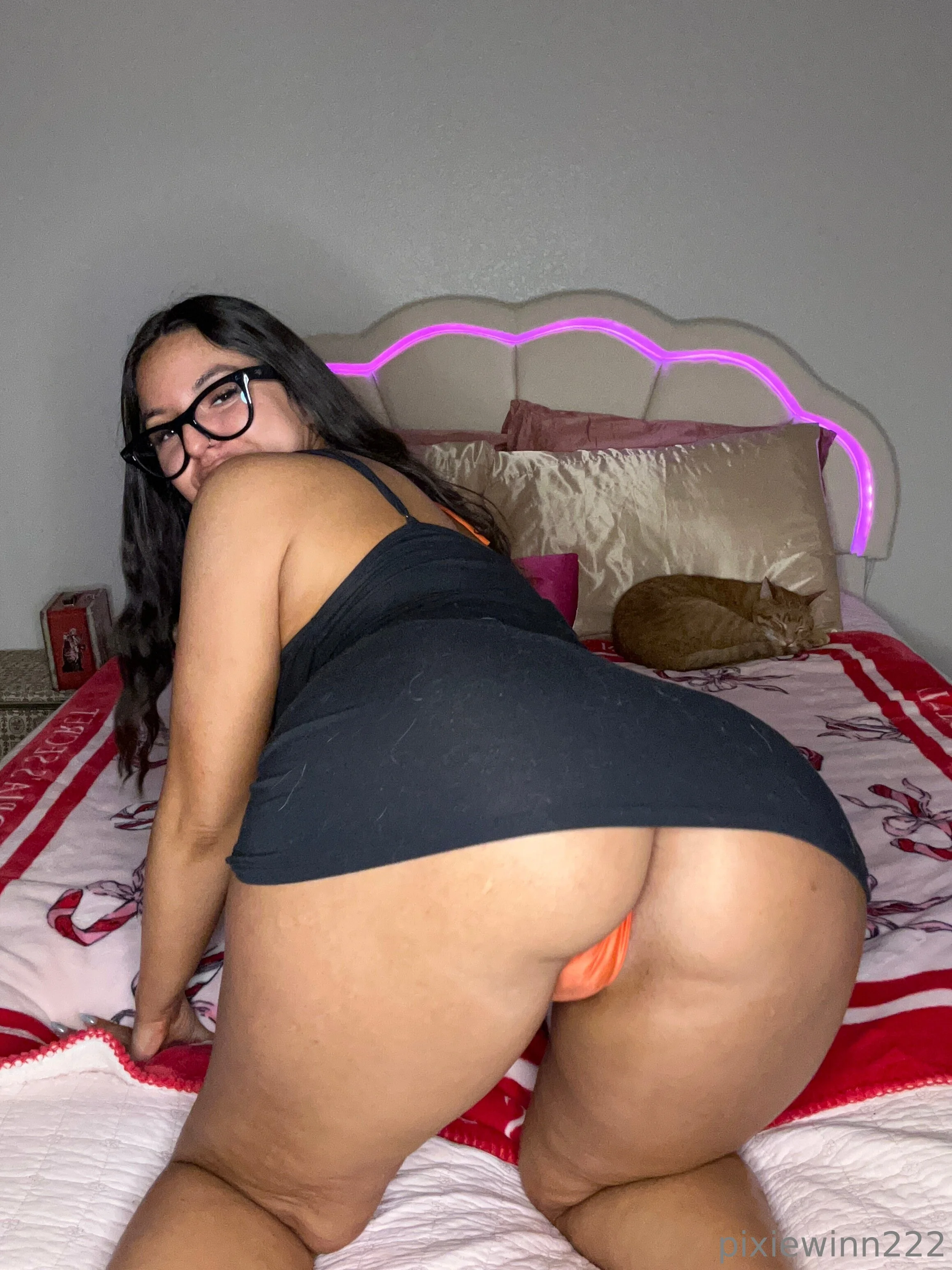 Mommy Pixie 😈🧎🏻 OnlyFans premium content 23 - pixiewinn222 exclusive collection