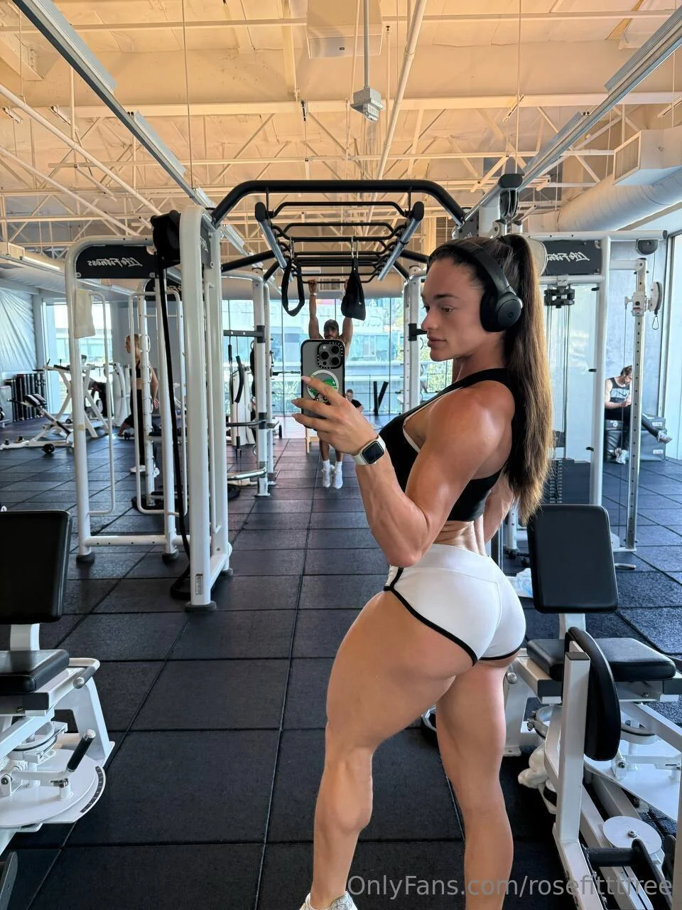 Rose Fit💗 (VIP Page - @rose.fittt) OnlyFans premium content 30 - rosefitttfree exclusive collection