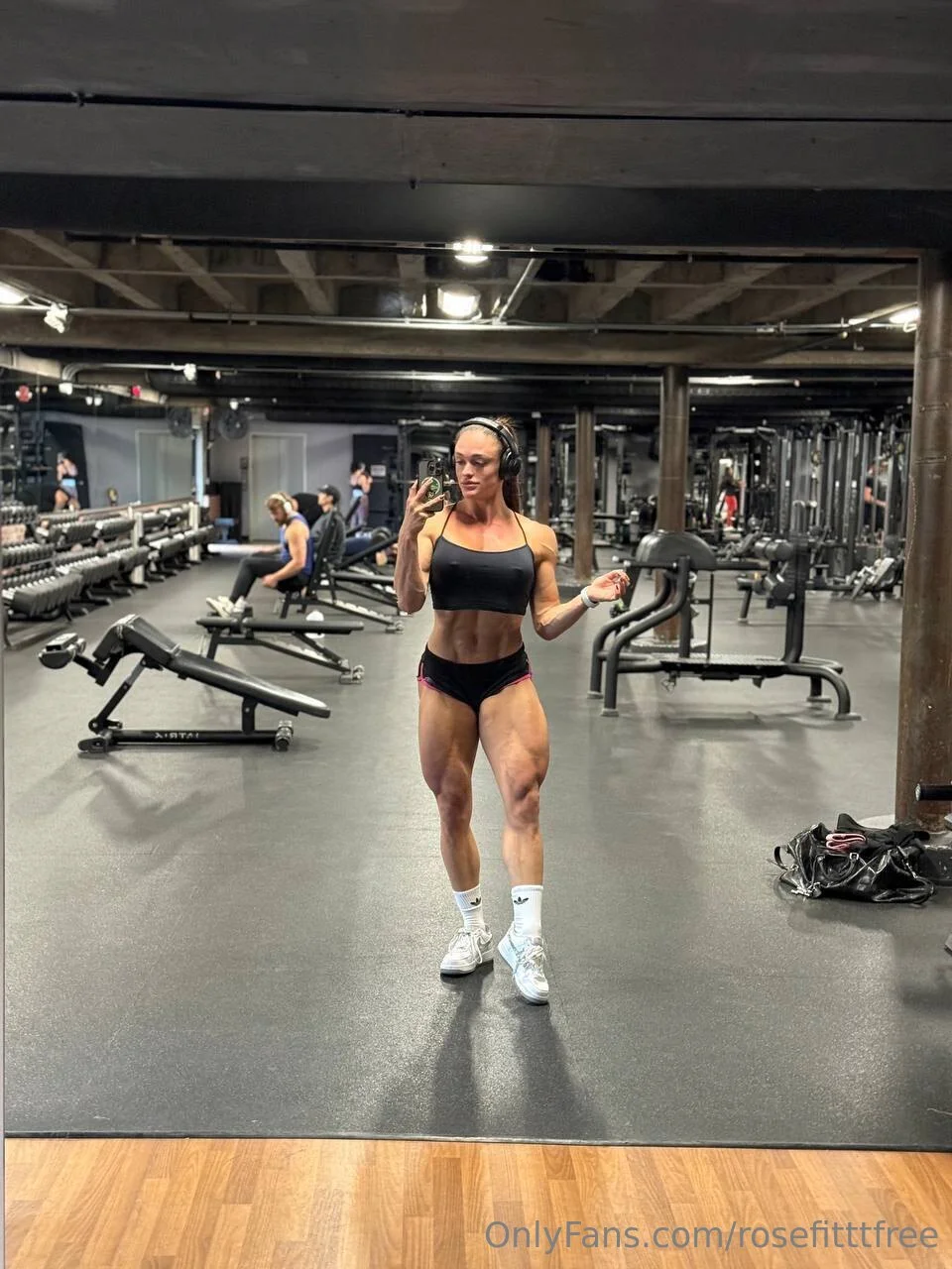 Rose Fit💗 (VIP Page - @rose.fittt) OnlyFans premium content 20 - rosefitttfree exclusive collection