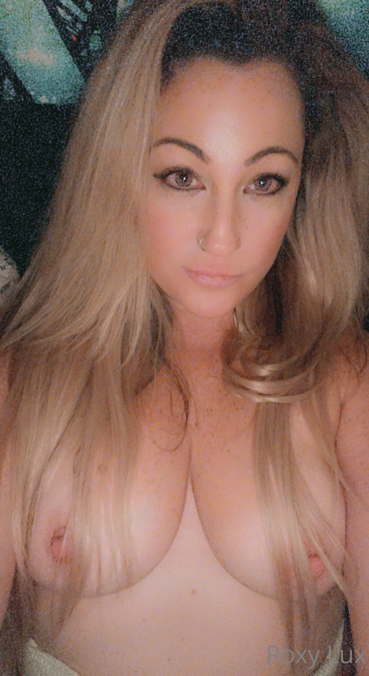 Roxy OnlyFans premium content 20 - roxy_lux exclusive collection