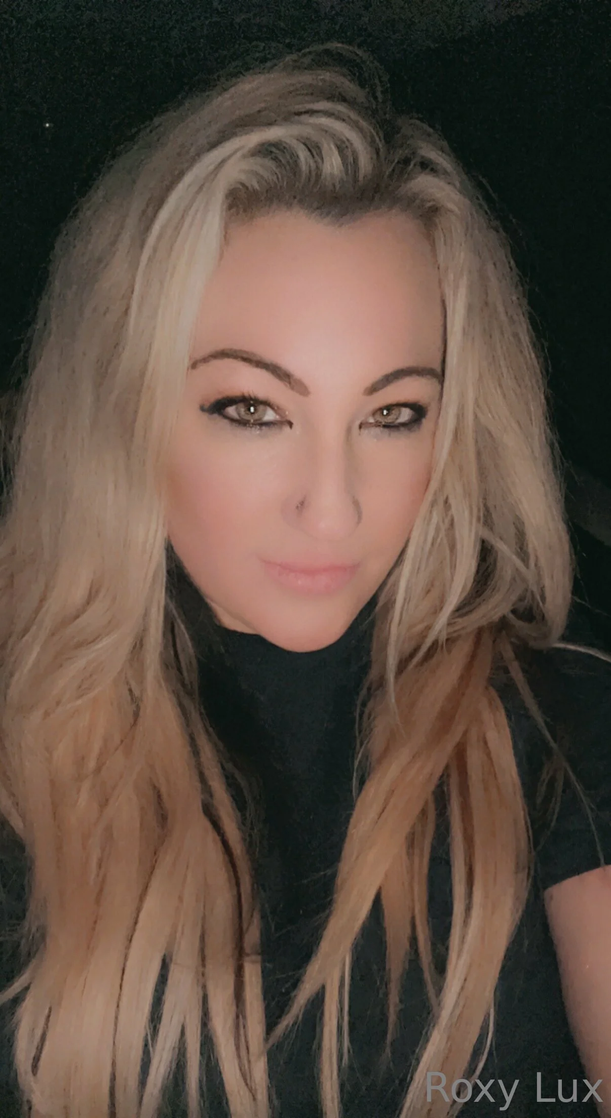 Roxy OnlyFans premium content 13 - roxy_lux exclusive collection