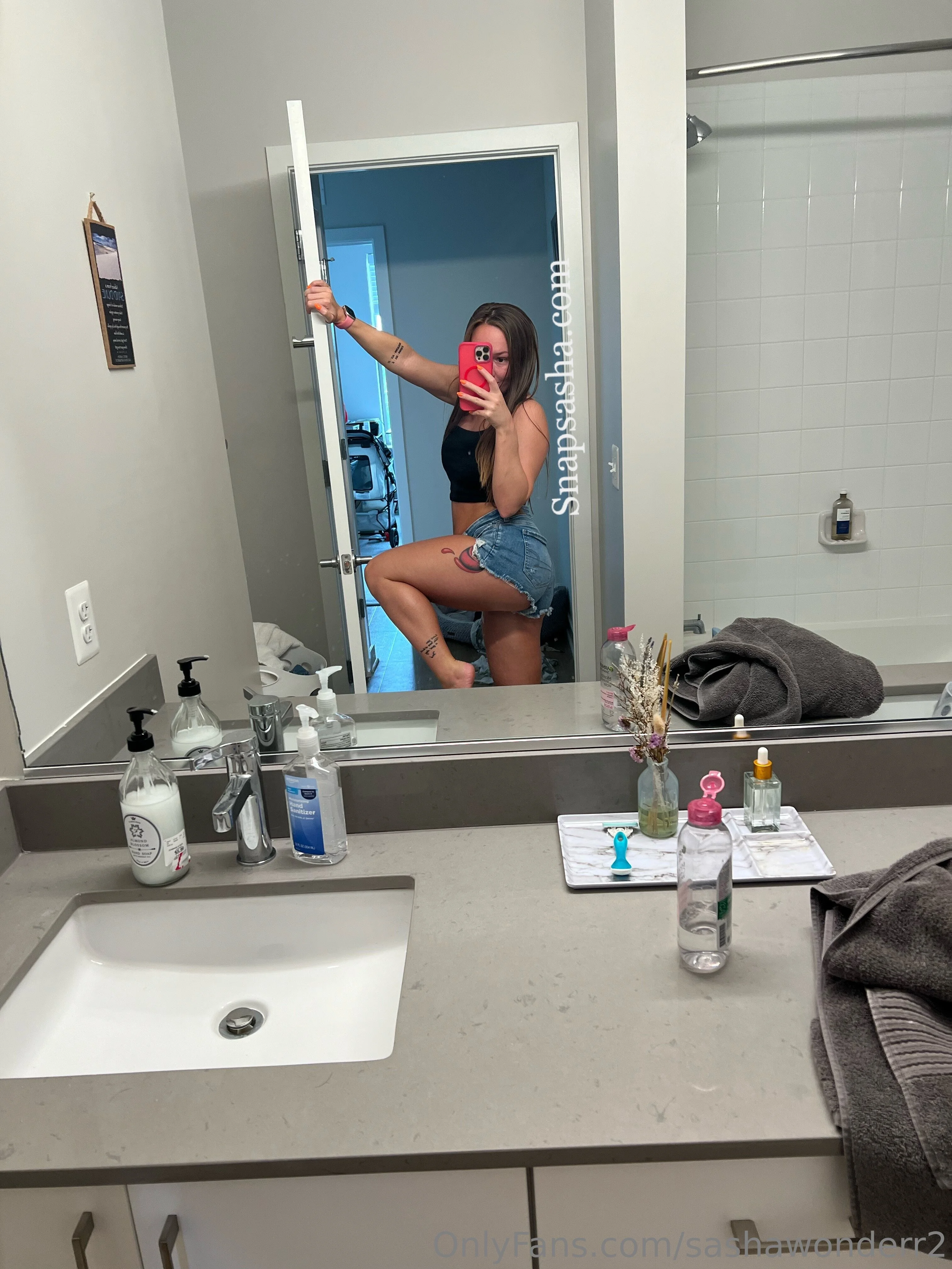 Sasha wonderland OnlyFans premium content 37 - sashawonderr2 exclusive collection