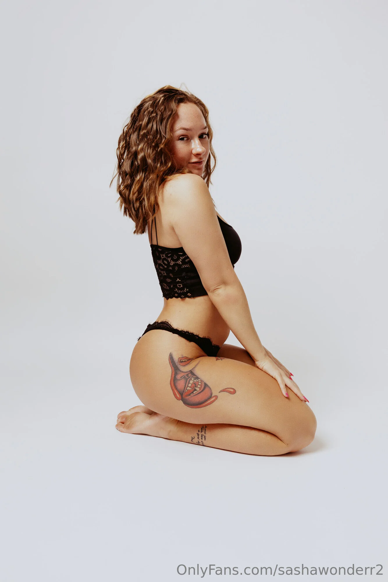 Sasha wonderland OnlyFans premium content 26 - sashawonderr2 exclusive collection