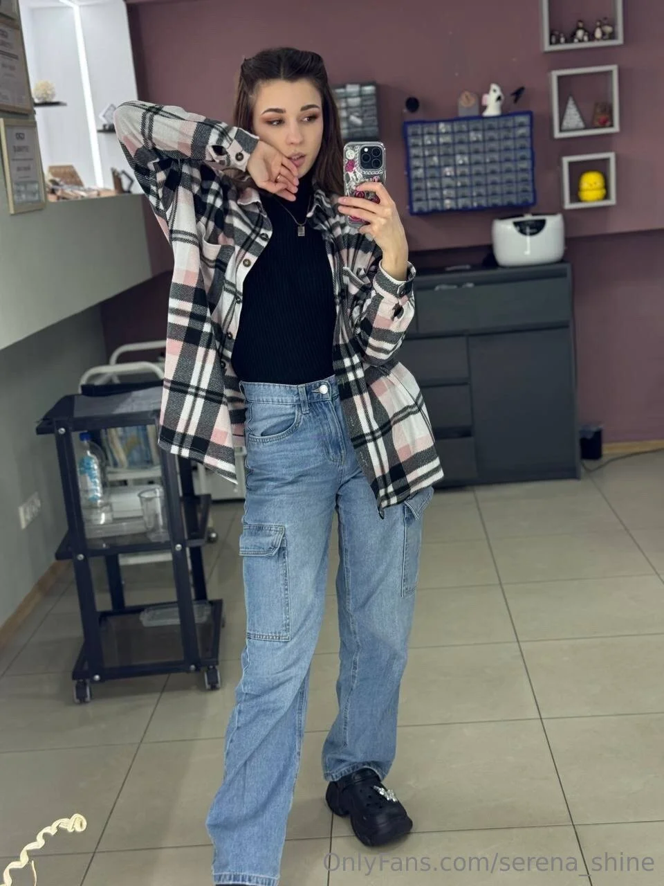 Serena OnlyFans premium content 16 - serena_shine exclusive collection