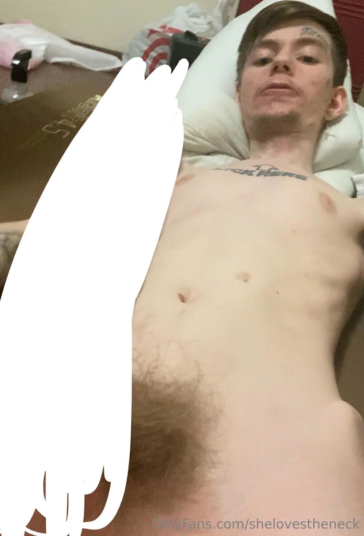 Long Neck OnlyFans premium content 14 - shelovestheneck exclusive collection