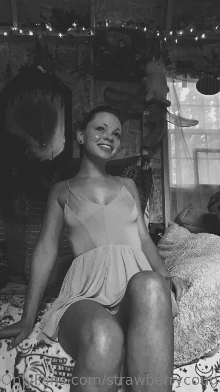 Strawberry cough OnlyFans premium content 3 - strawberrycough42 exclusive collection