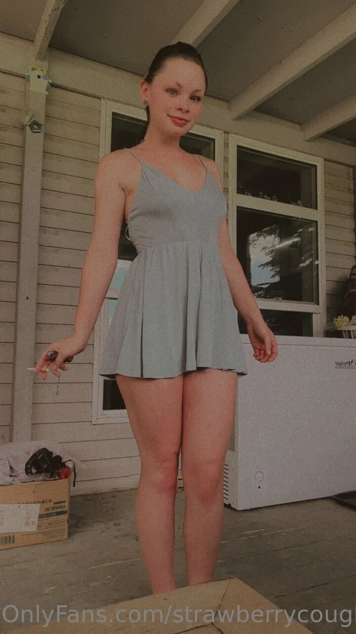 Strawberry cough OnlyFans premium content 1 - strawberrycough42 exclusive collection