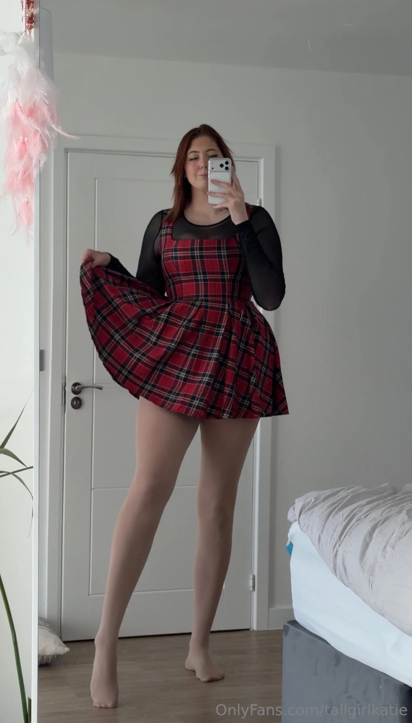 Tall Girl Katie OnlyFans premium content 53 - tallgirlkatie exclusive collection