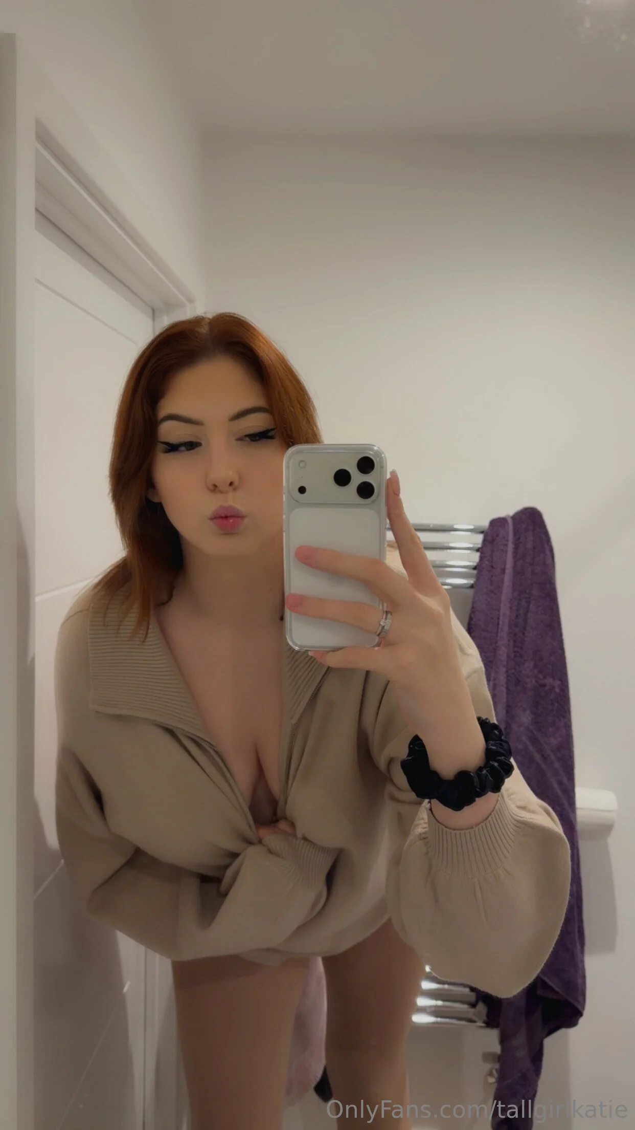 Tall Girl Katie OnlyFans premium content 10 - tallgirlkatie exclusive collection