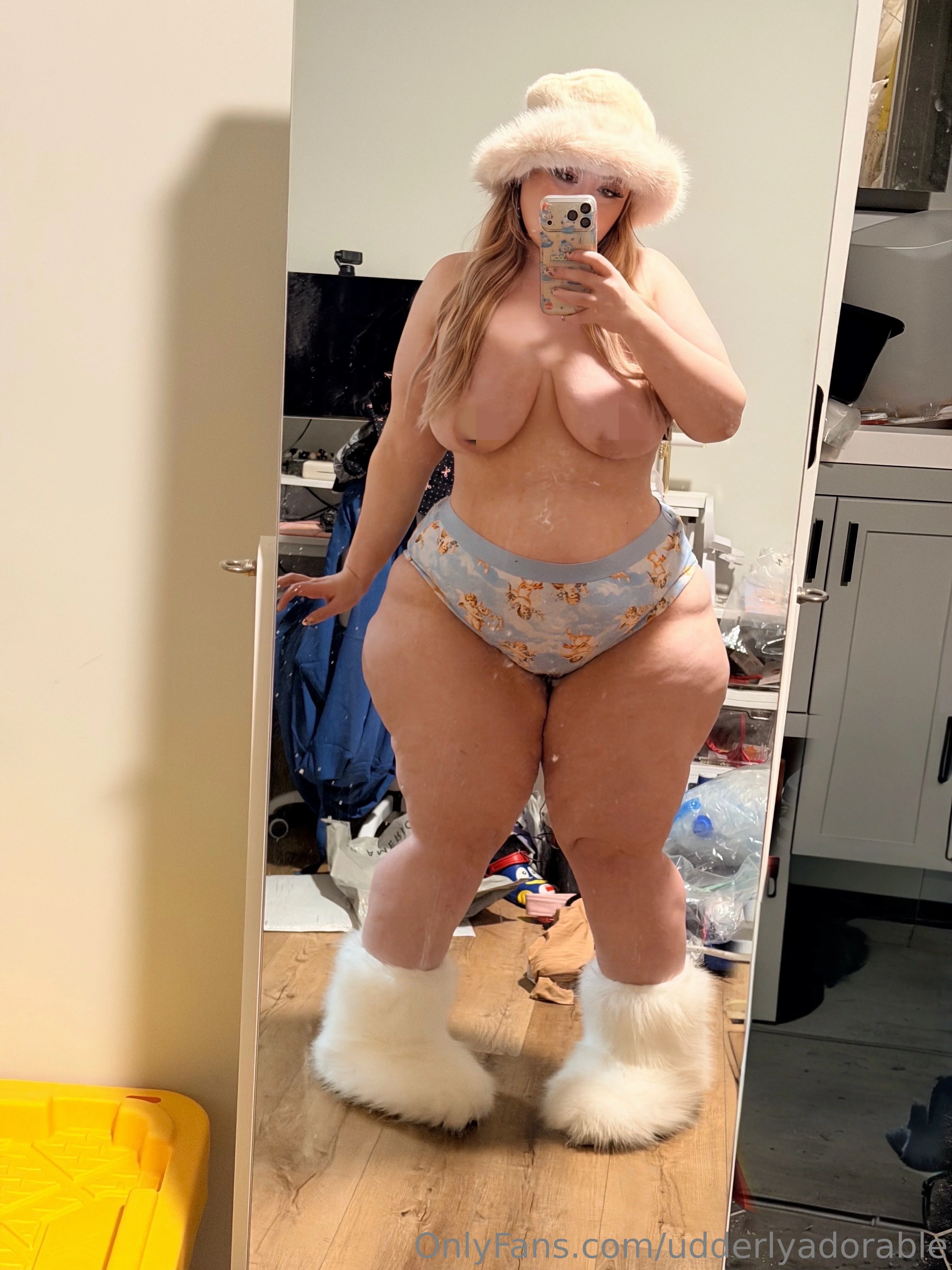 Zoey OnlyFans premium content 1 - udderlyadorable exclusive collection