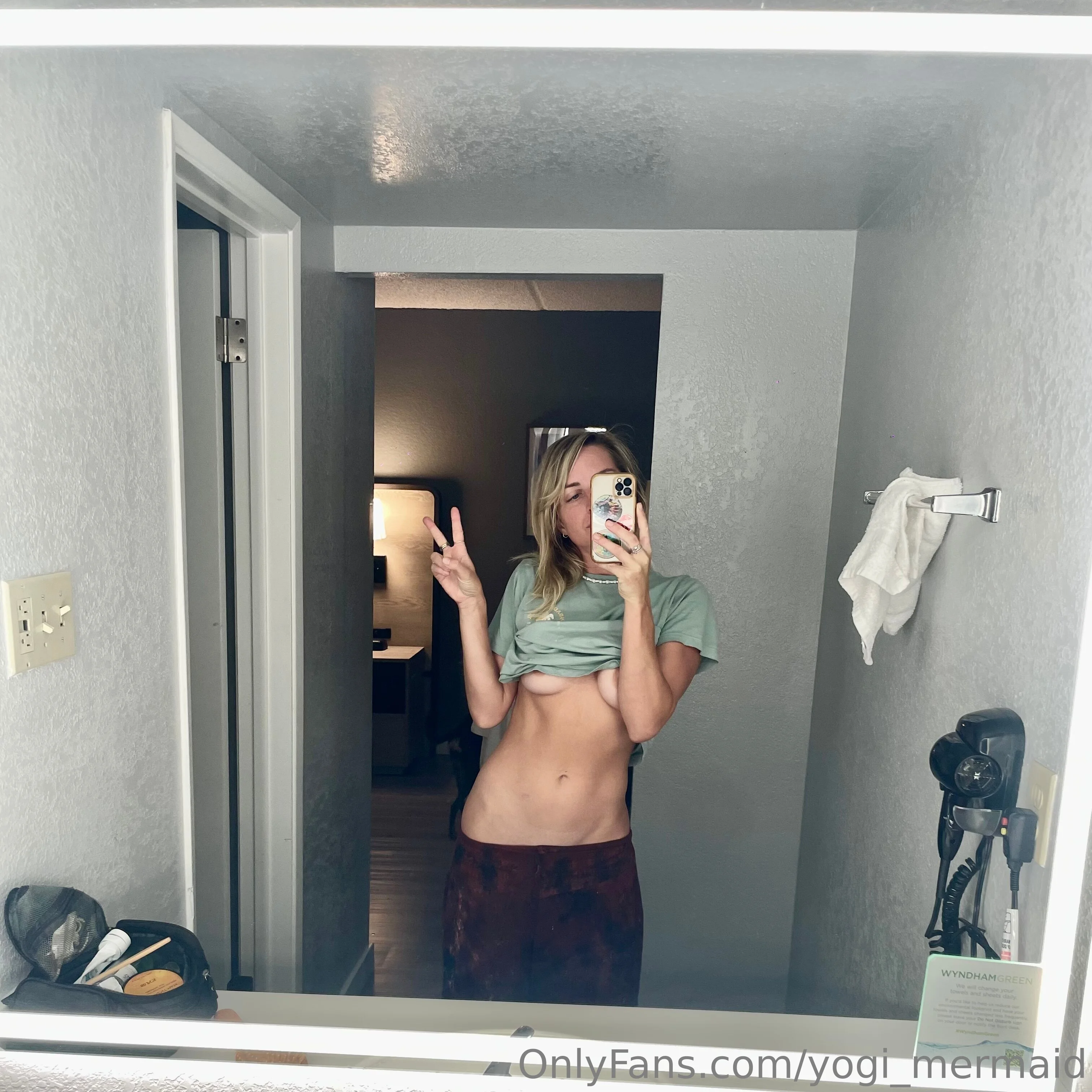 Honey 🍯 OnlyFans premium content 18 - yogi_mermaid exclusive collection