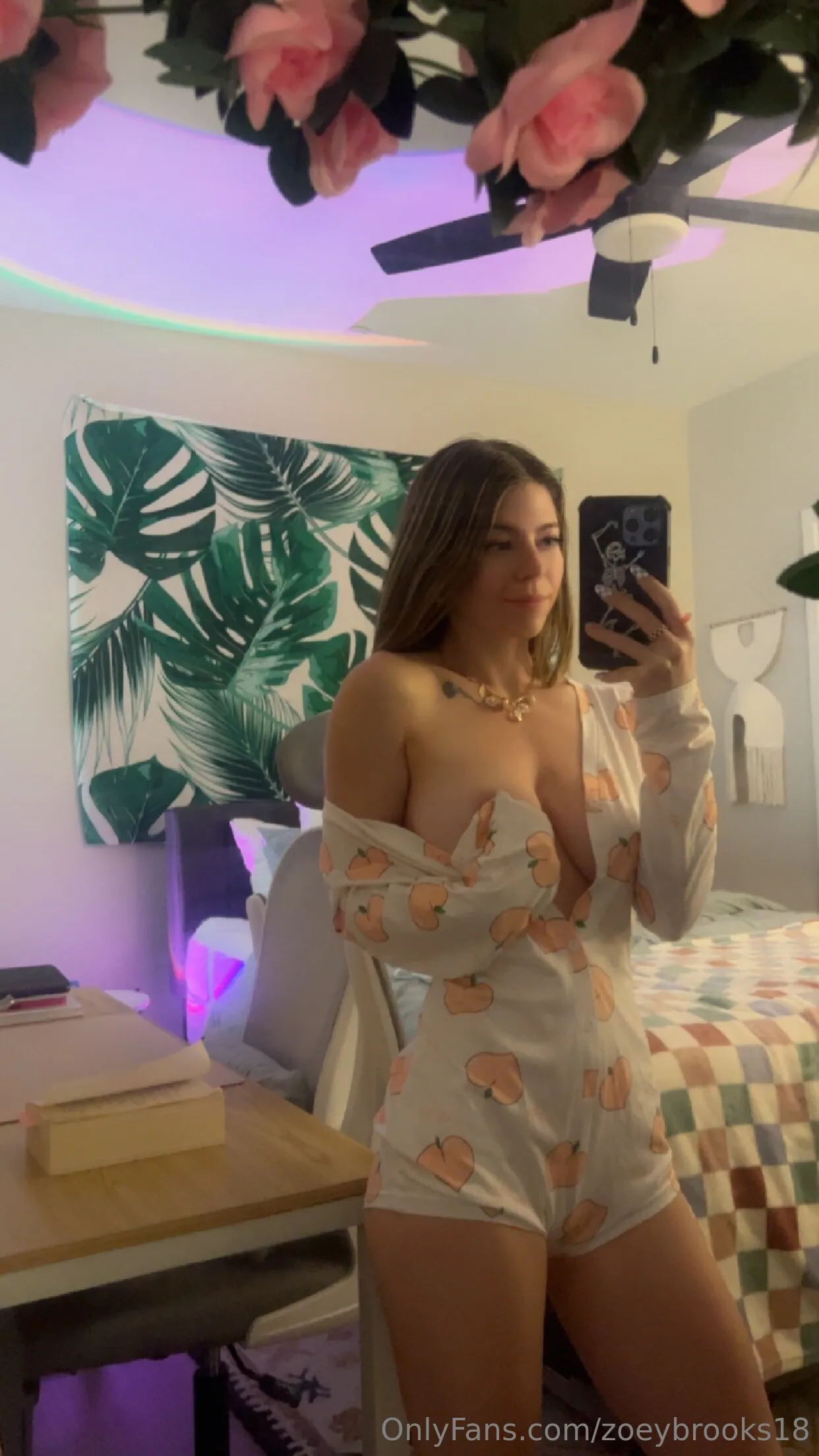 Zoey Brooks (Ur hot gf)🫶🏻🩷 OnlyFans premium content 3 - zoeybrooks18 exclusive collection