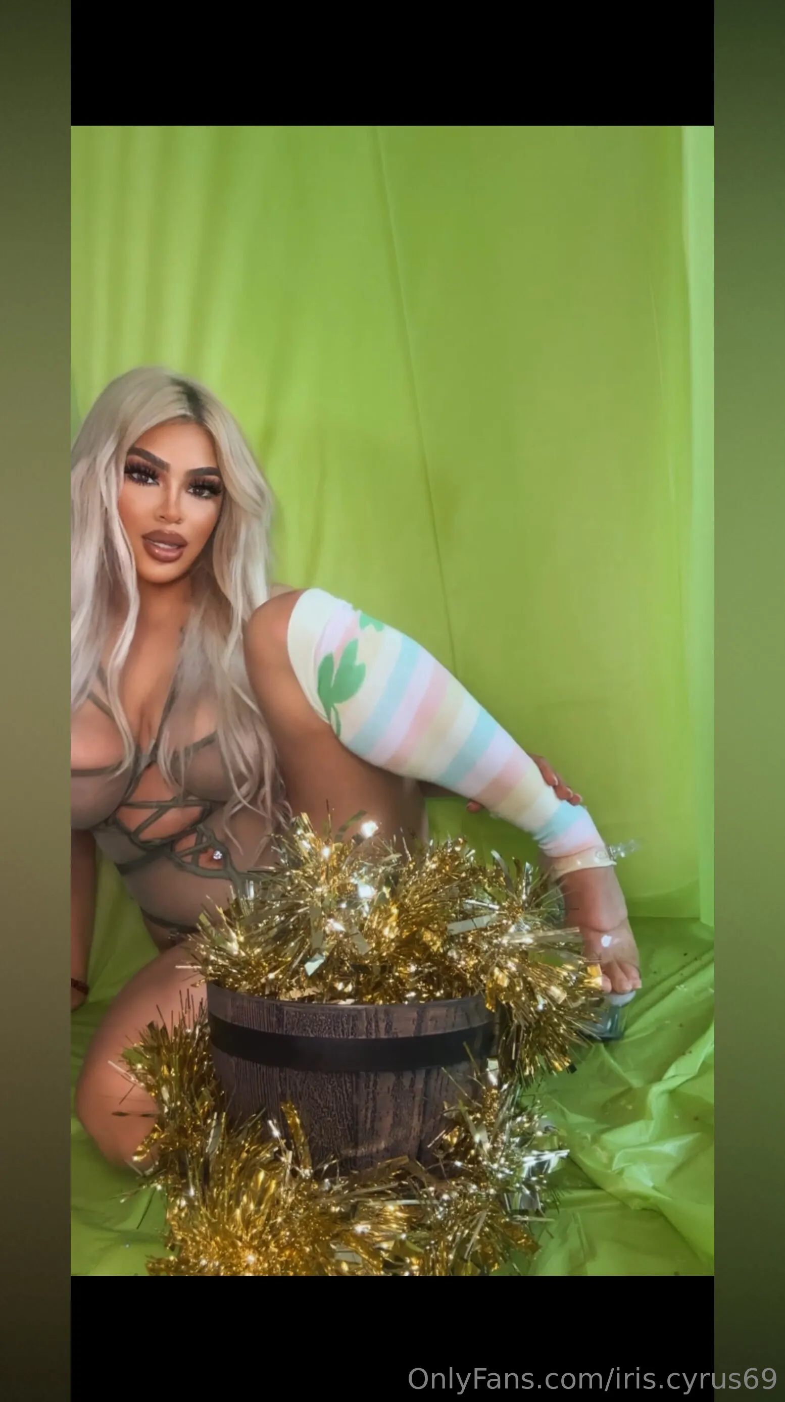 IRIS.CYRUS OnlyFans premium content 4 - iris.cyrus69 exclusive collection