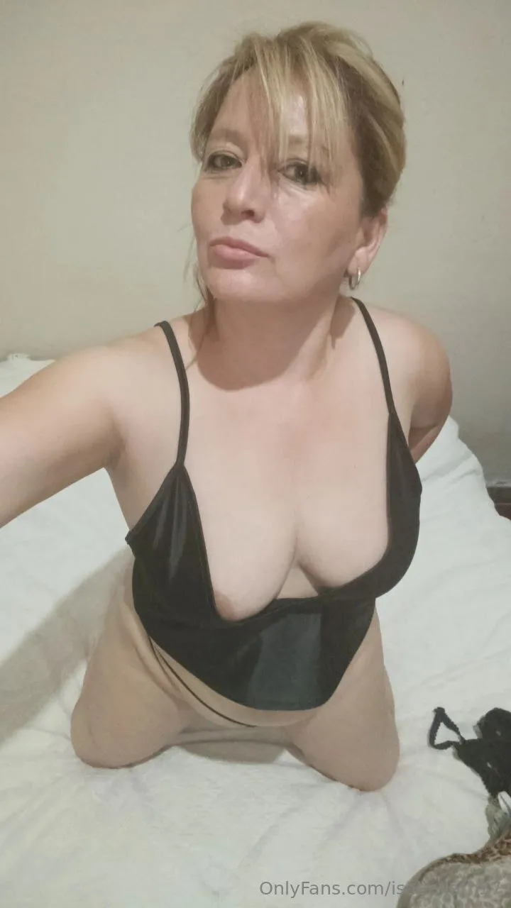 Isabella OnlyFans premium content 16 - isabellath57 exclusive collection