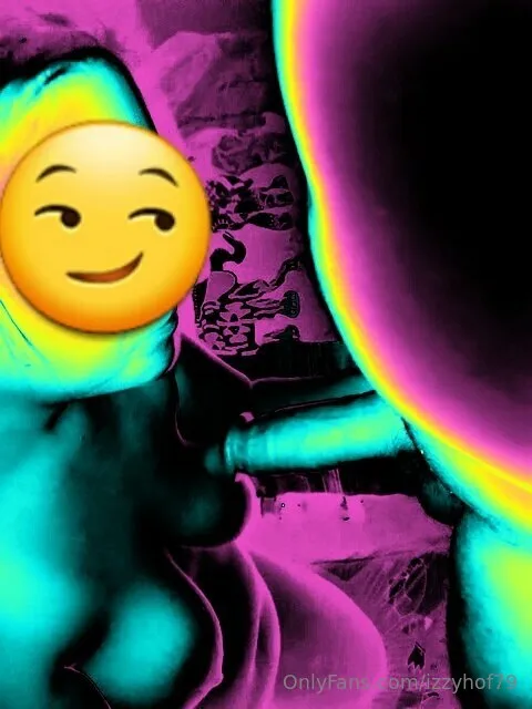 Mom + Hubby next-door OnlyFans premium content 11 - izzyhof79 exclusive collection