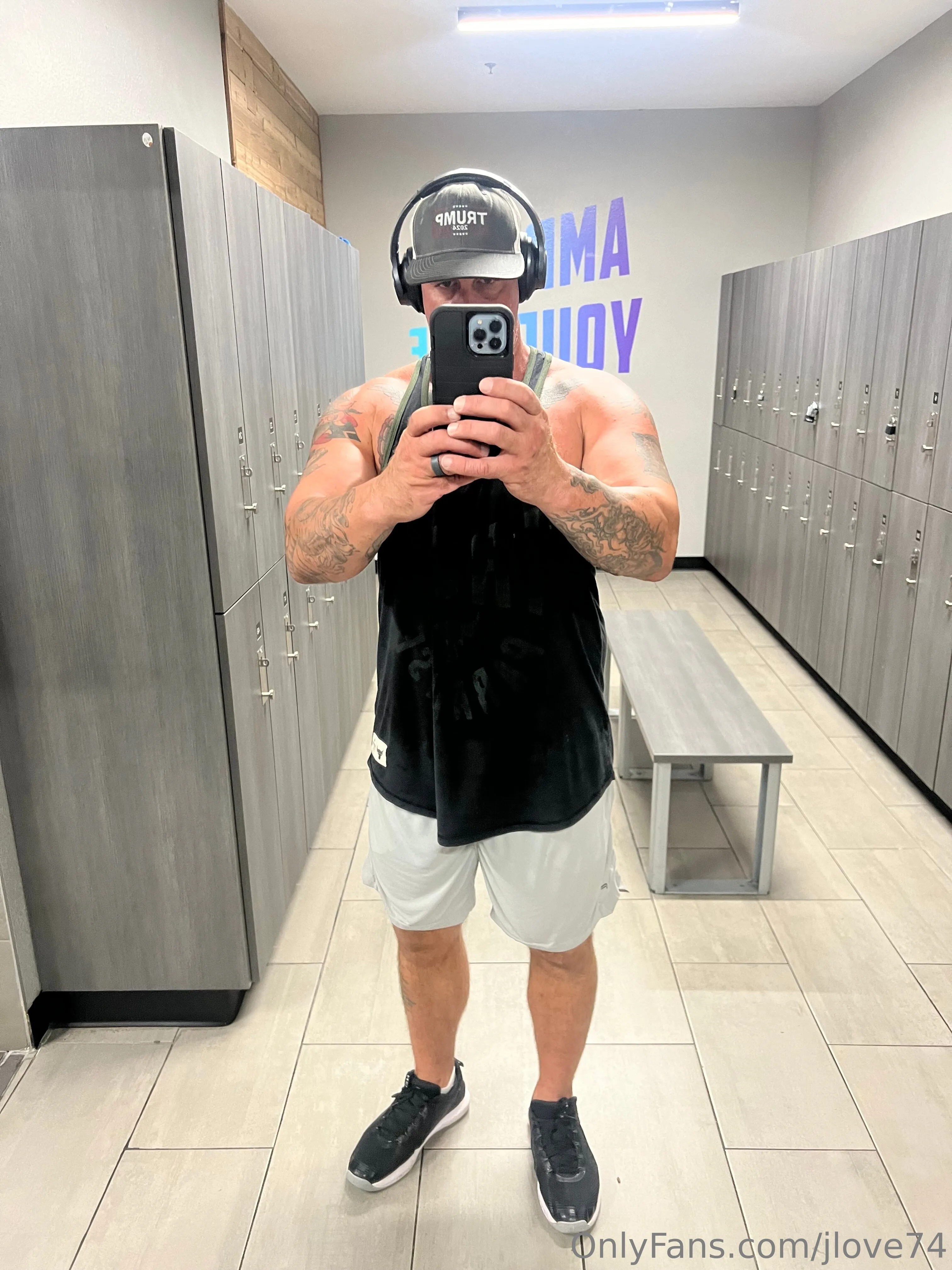 Johnny Love OnlyFans premium content 5 - jlove74 exclusive collection