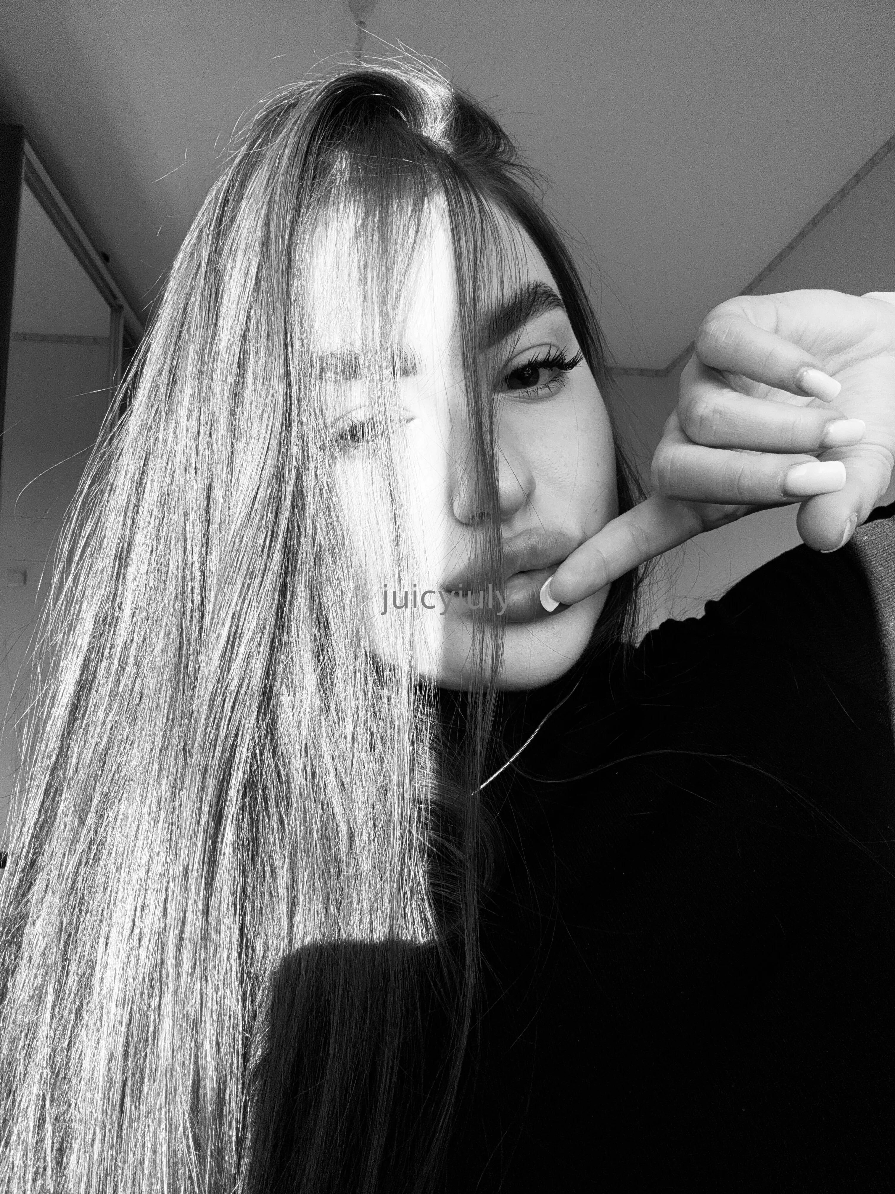 Juicy Julia 🌸 OnlyFans premium content 17 - juicyjuly exclusive collection