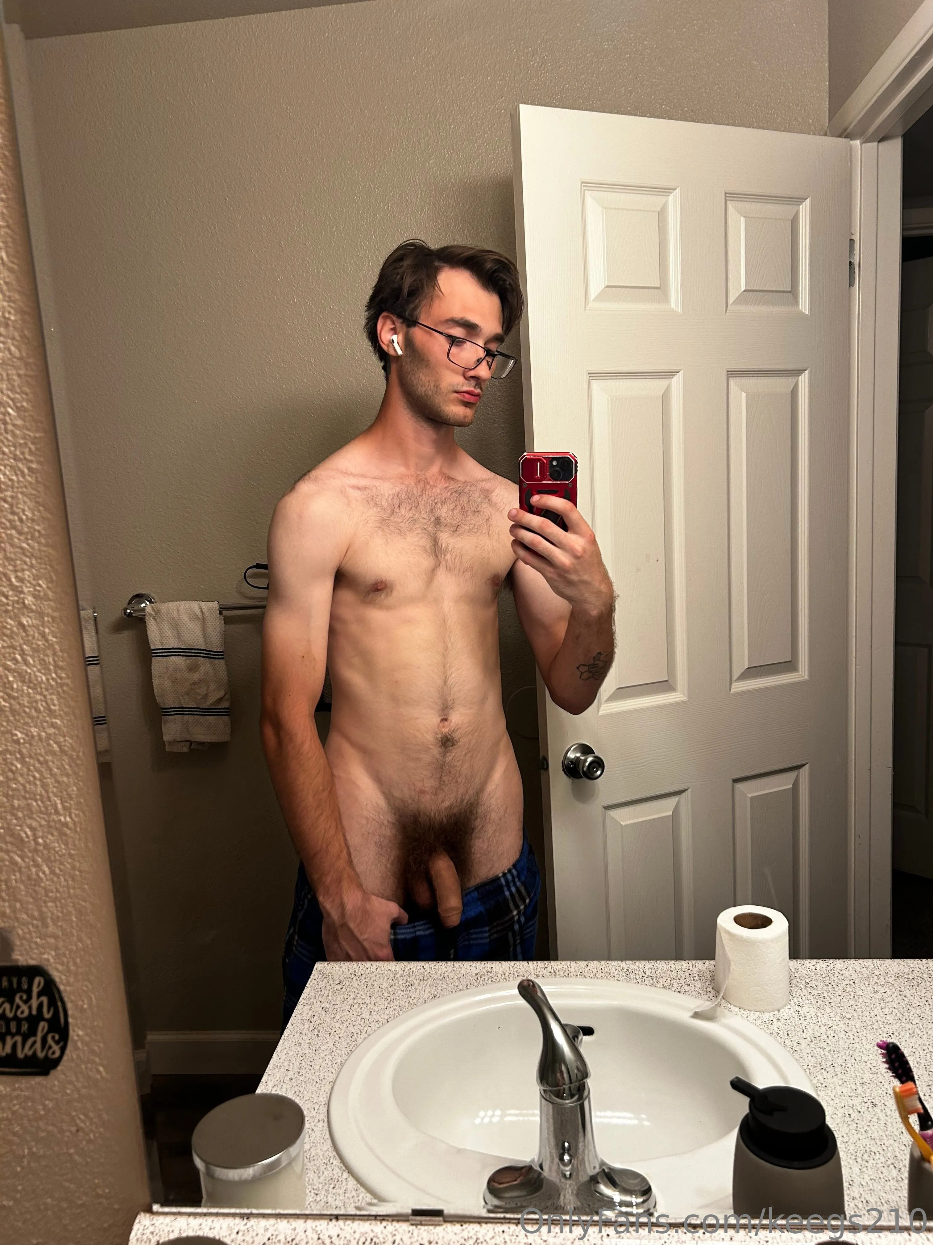 Keegskinks OnlyFans premium content 1 - keegs210 exclusive collection