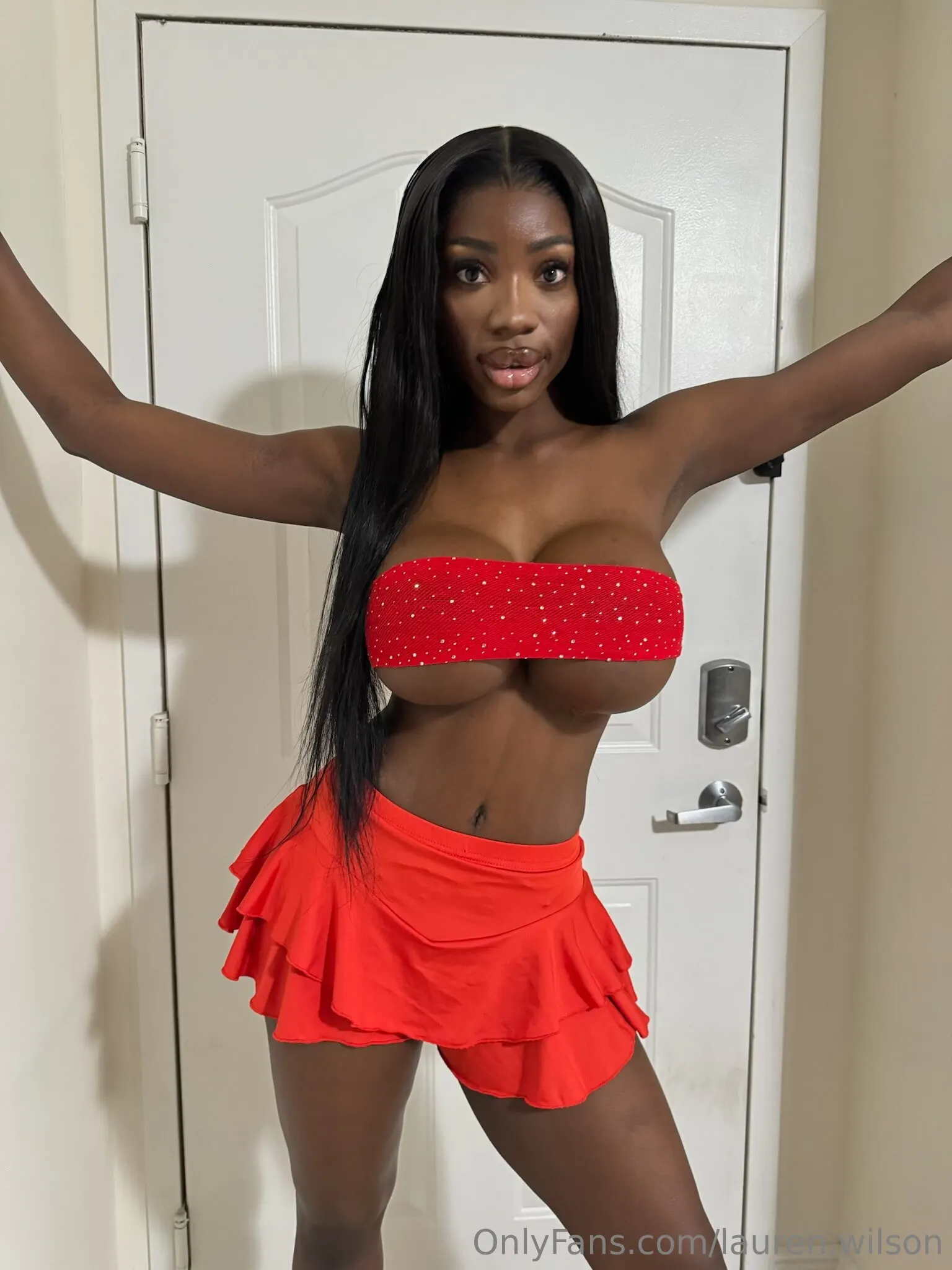 Lauren 💗 OnlyFans premium content 15 - lauren.wilson exclusive collection