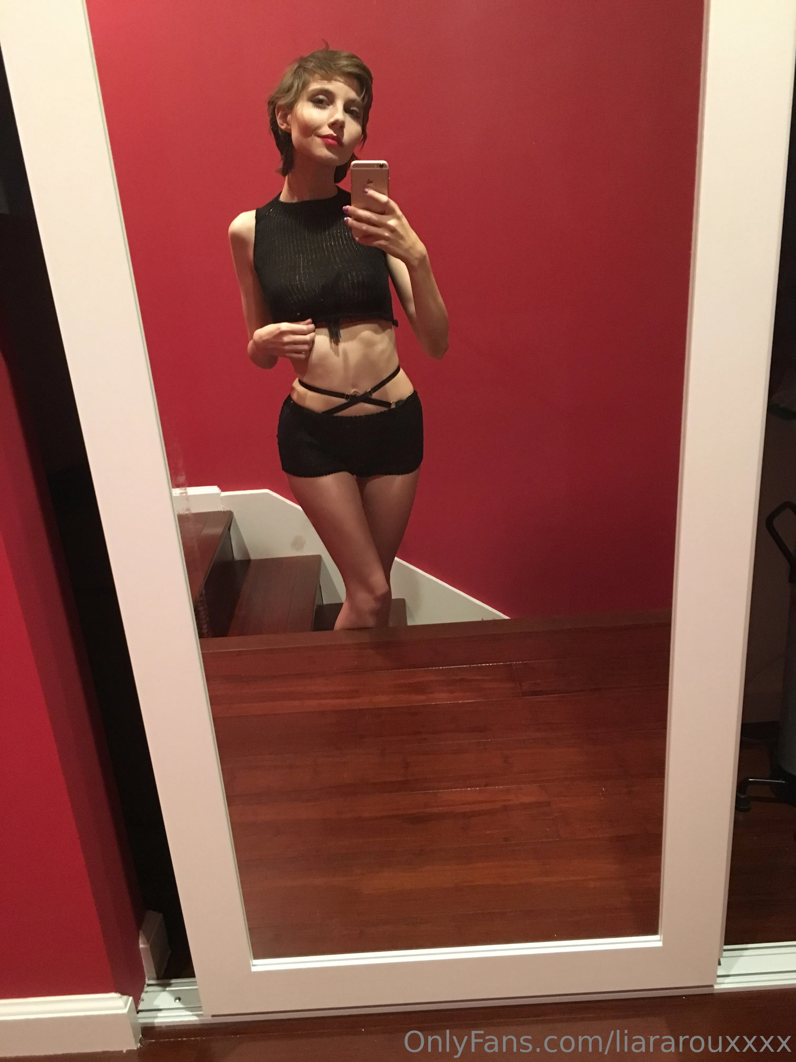 Liara Roux : Free OnlyFans premium content 12 - liararouxxxx exclusive collection