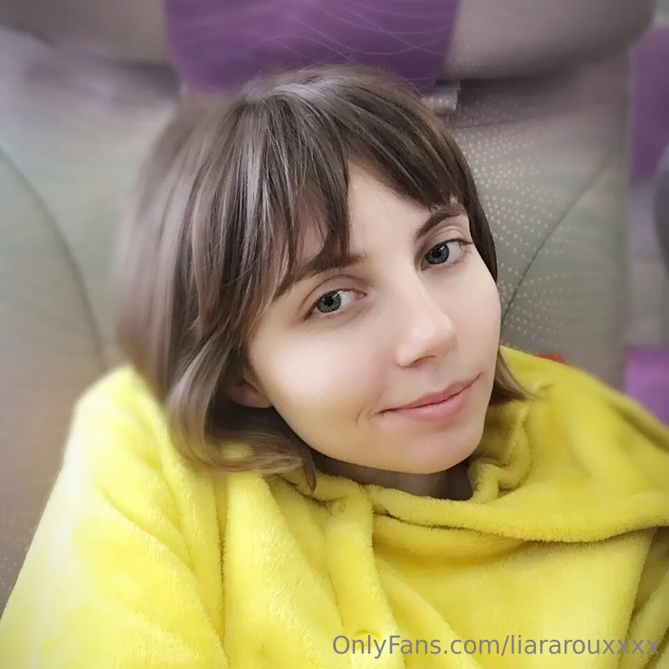 Liara Roux : Free OnlyFans premium content 4 - liararouxxxx exclusive collection