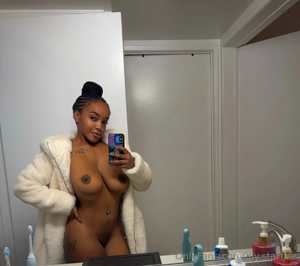 Lily Starfire OnlyFans premium content 15 - lily.starfire exclusive collection