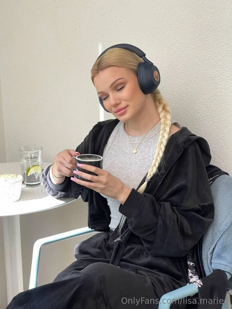 Lisamarie OnlyFans premium content 2 - lisa.mariee exclusive collection